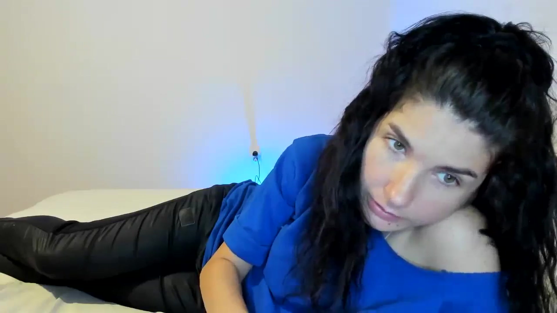 Gallery image thumbnail from SiouxPrincess's myfreecams stream on, 10/06/2023, 23:00 image 13 of 20