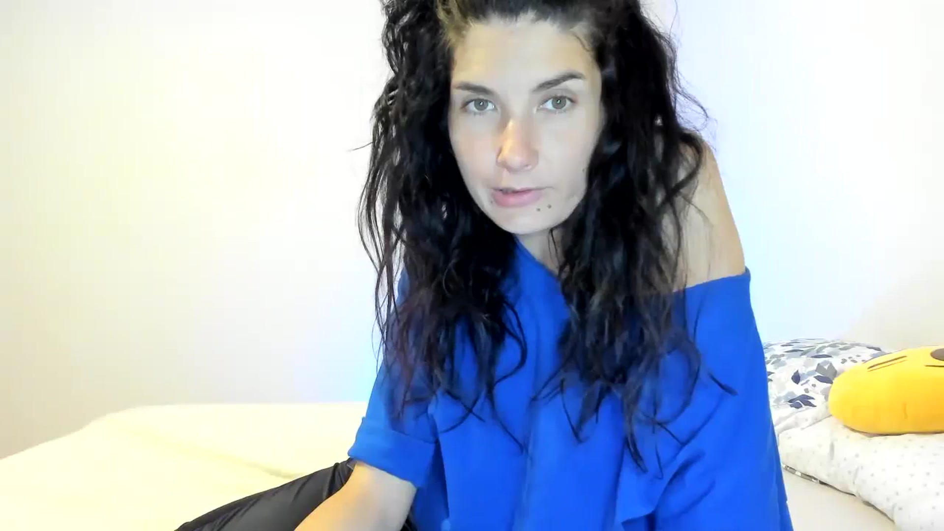Gallery image thumbnail from SiouxPrincess's myfreecams stream on, 10/06/2023, 23:00 image 4 of 20