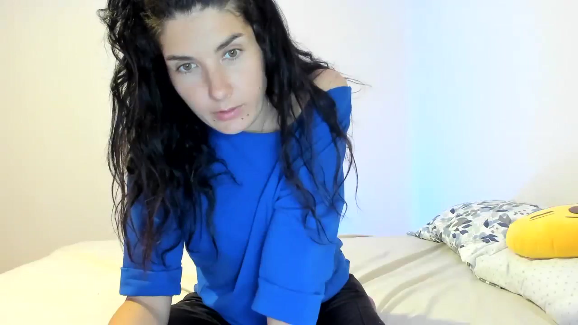 Gallery image thumbnail from SiouxPrincess's myfreecams stream on, 10/06/2023, 23:00 image 15 of 20