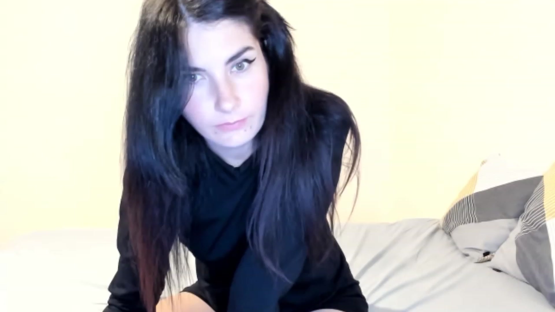 Gallery image thumbnail from SiouxPrincess's myfreecams stream on, 10/15/2023, 20:59 image 14 of 20