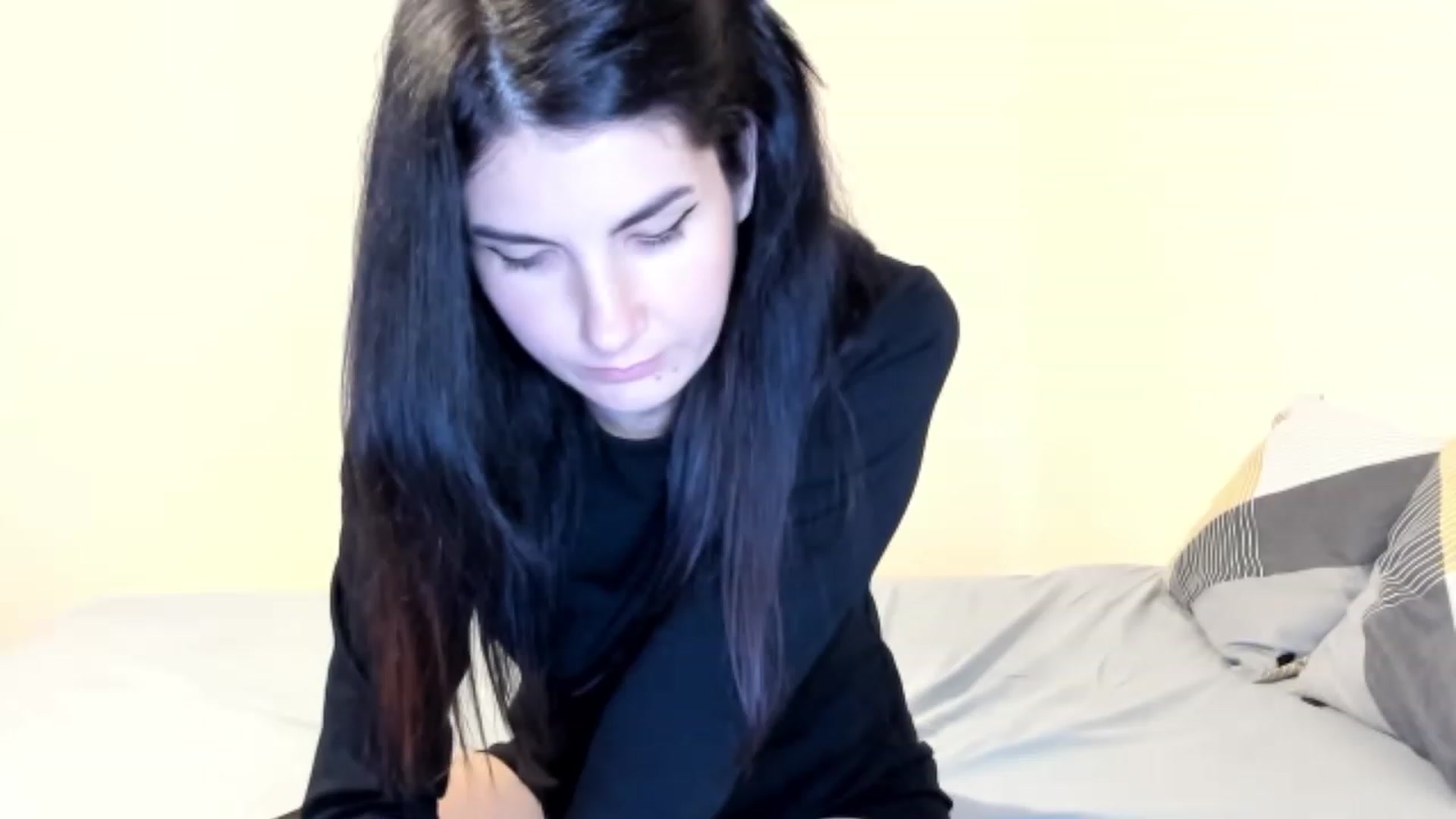 Gallery image thumbnail from SiouxPrincess's myfreecams stream on, 10/15/2023, 21:54 image 18 of 20