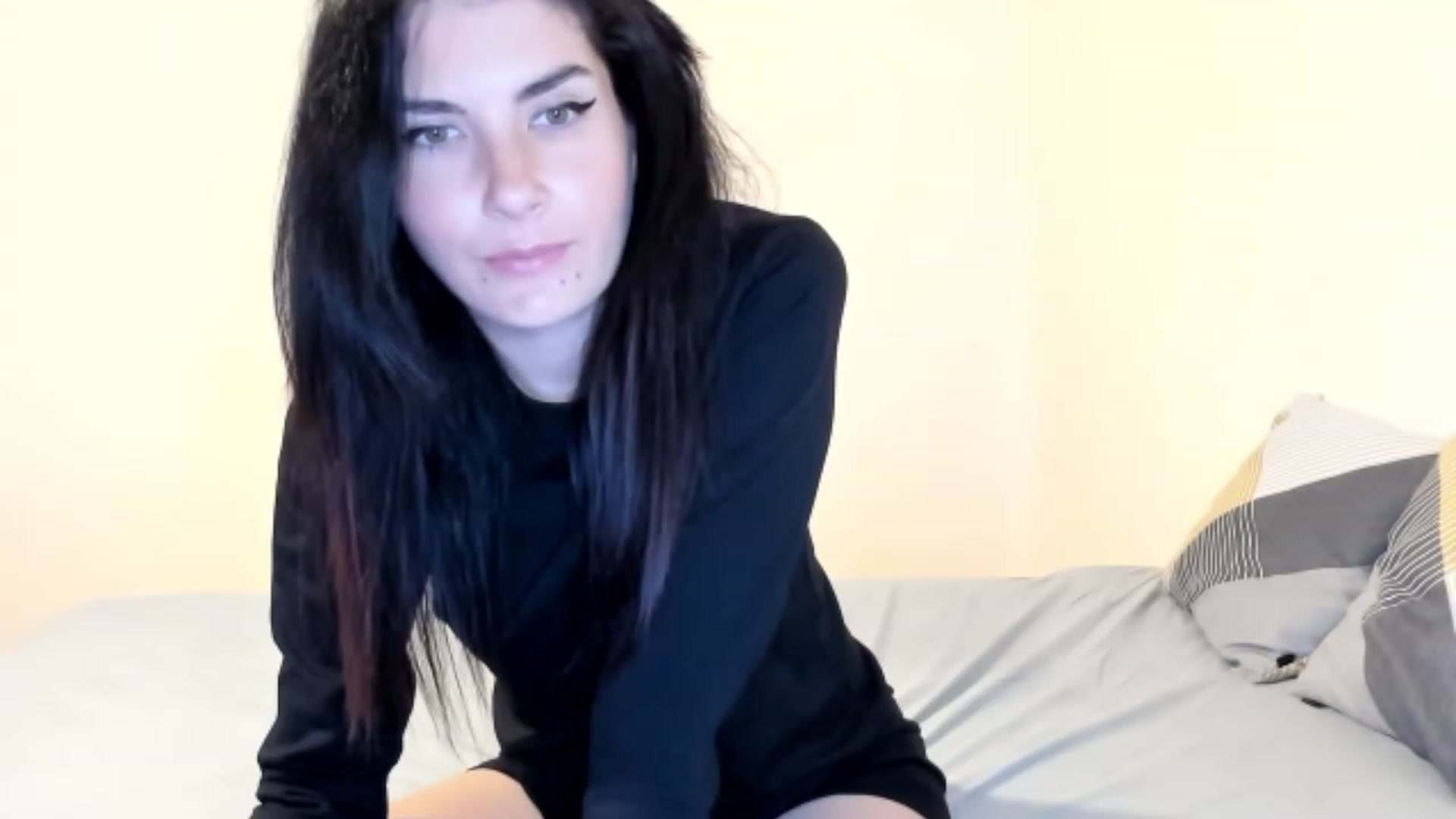 Gallery image thumbnail from SiouxPrincess's myfreecams stream on, 10/15/2023, 21:54 image 1 of 20