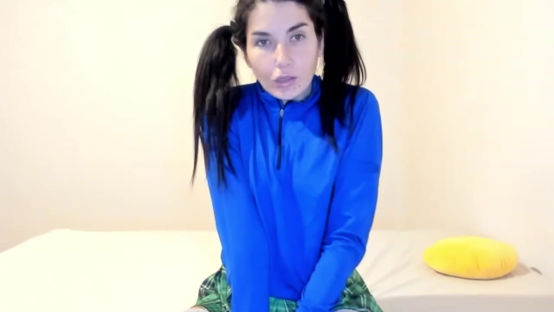 Gallery image thumbnail from SiouxPrincess's myfreecams stream on, 10/16/2023, 21:12 image 10 of 20