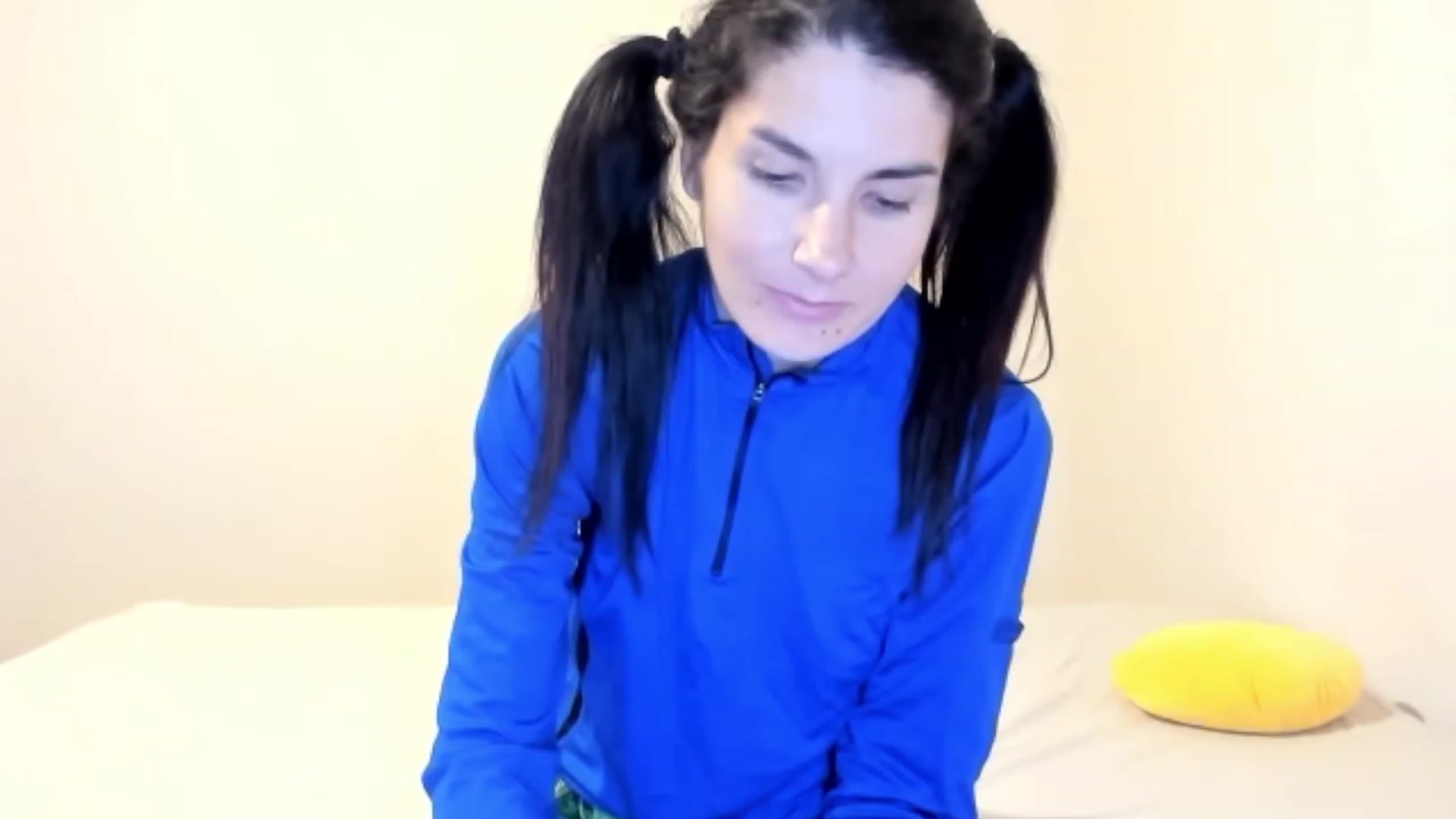 Gallery image thumbnail from SiouxPrincess's myfreecams stream on, 10/16/2023, 21:12 image 14 of 20