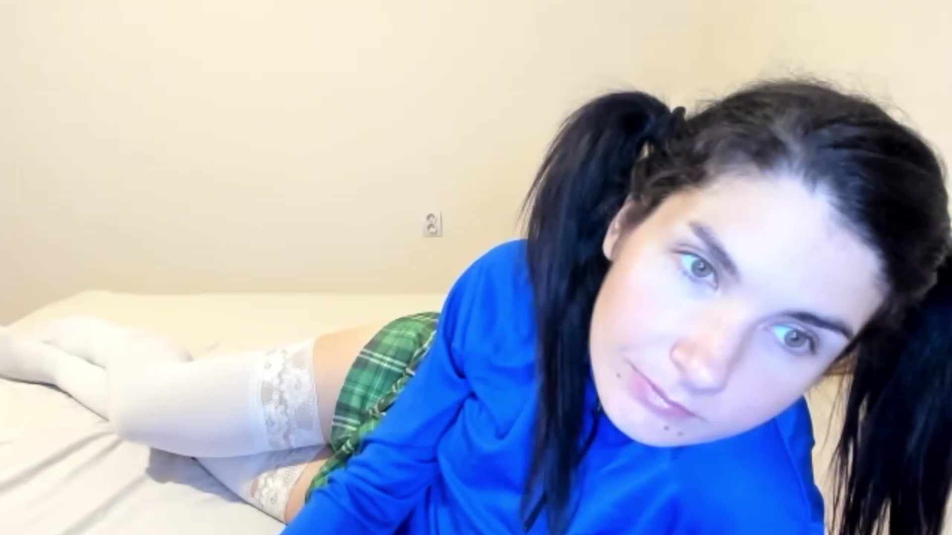 Gallery image thumbnail from SiouxPrincess's myfreecams stream on, 10/16/2023, 21:12 image 3 of 20