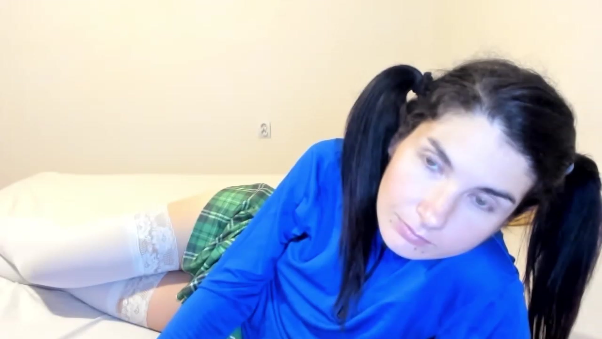 Gallery image thumbnail from SiouxPrincess's myfreecams stream on, 10/16/2023, 21:43 image 10 of 20