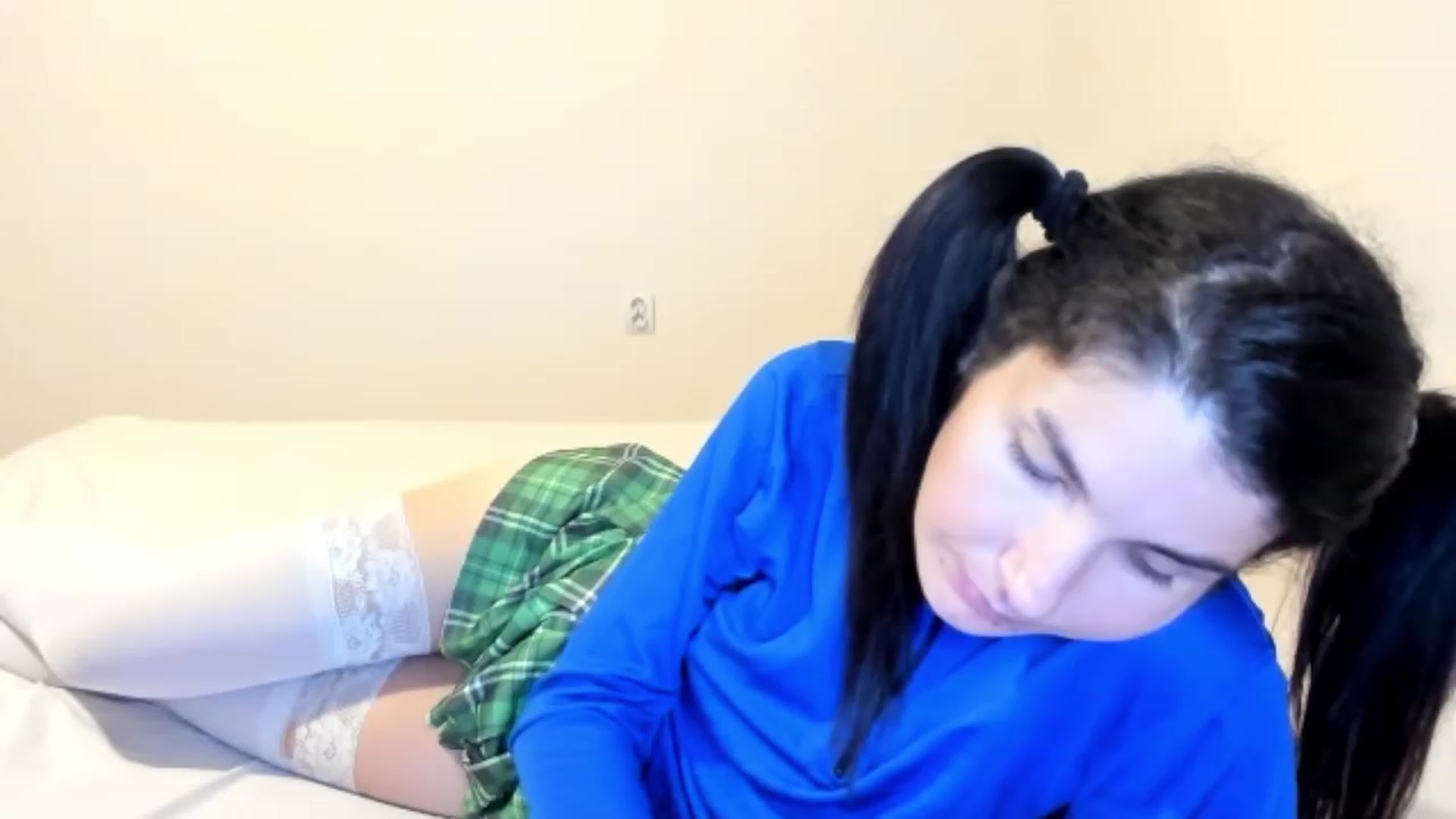 Gallery image thumbnail from SiouxPrincess's myfreecams stream on, 10/16/2023, 21:43 image 17 of 20