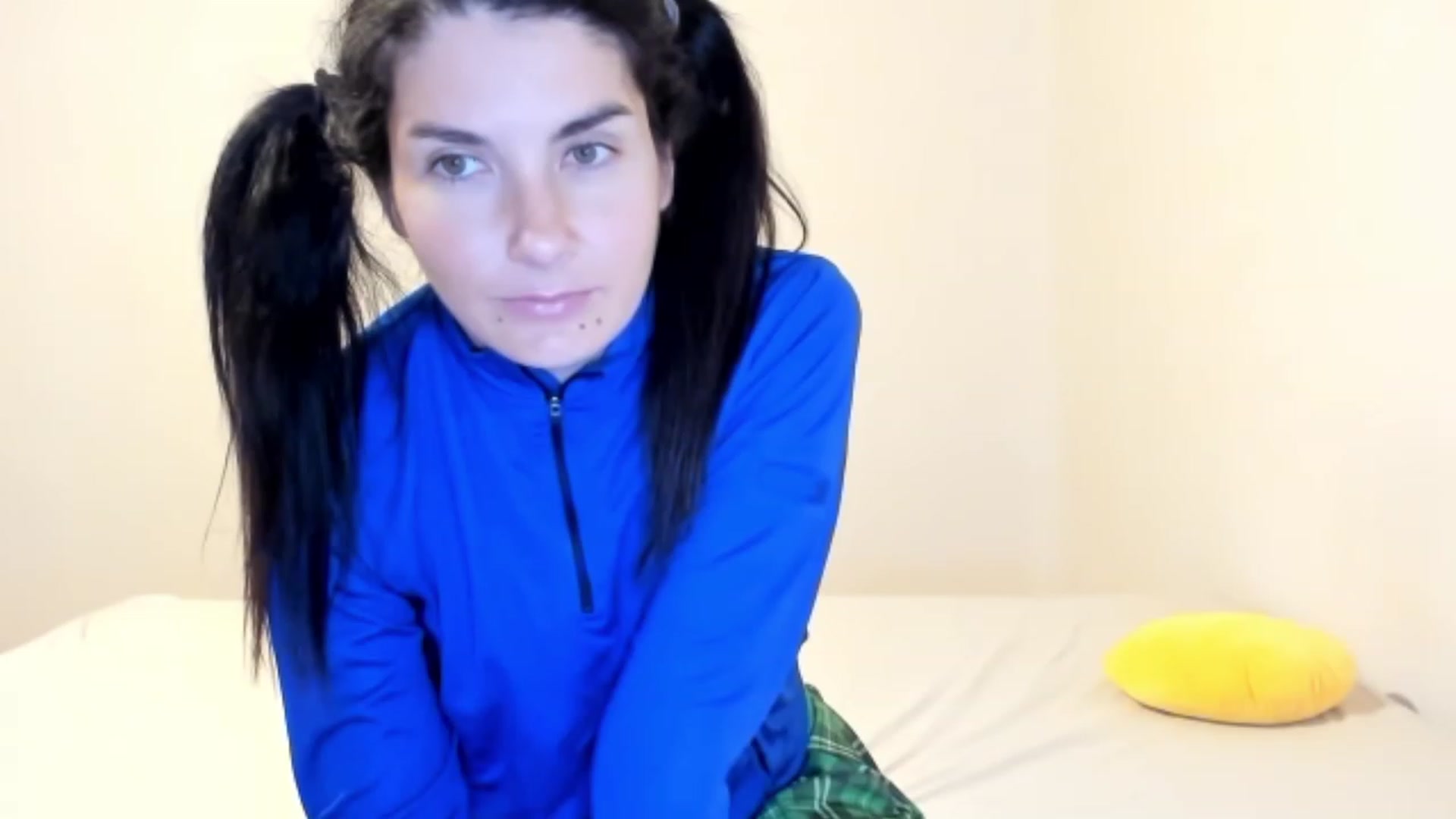 Gallery image thumbnail from SiouxPrincess's myfreecams stream on, 10/16/2023, 22:37 image 14 of 20