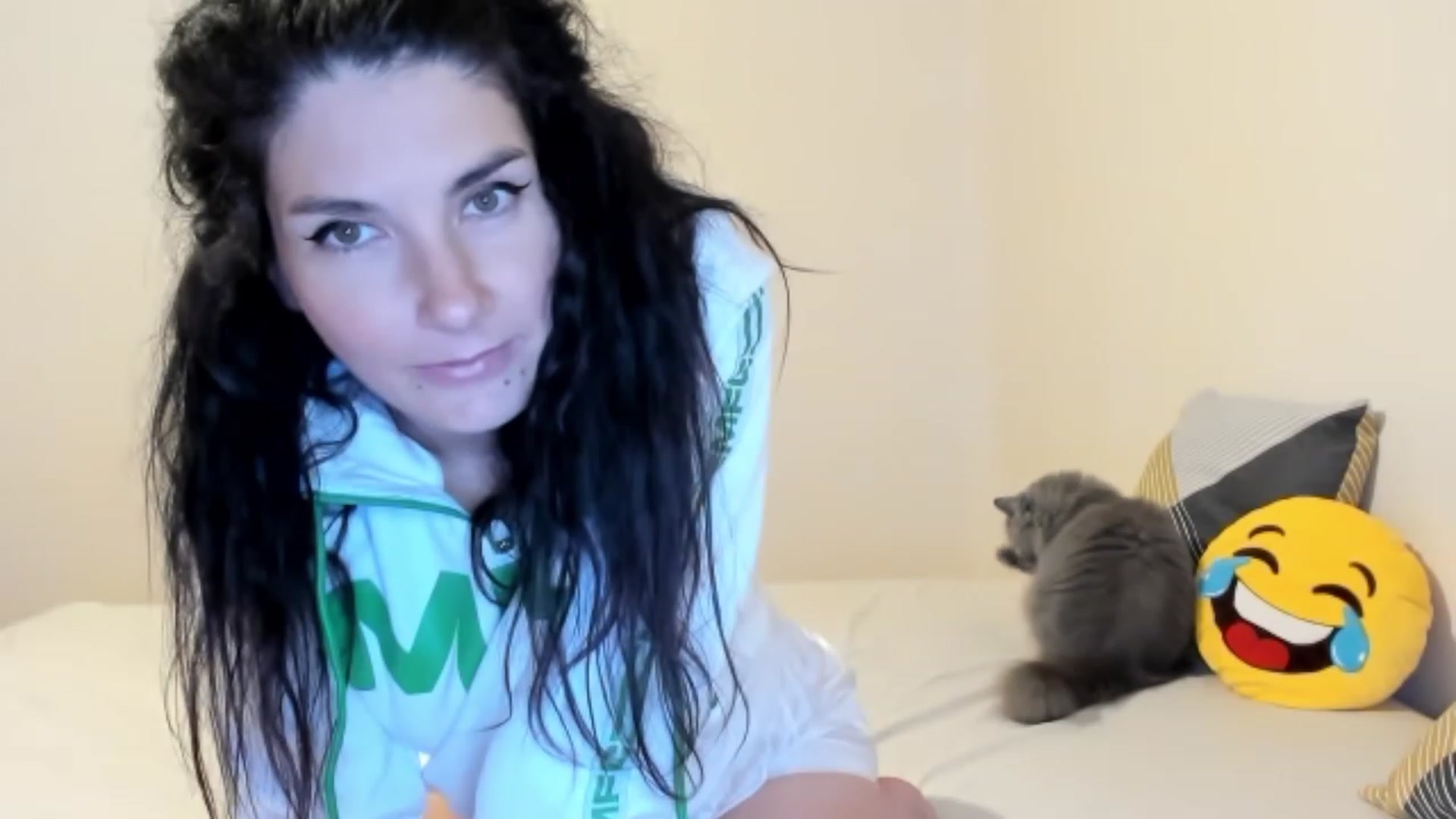 Gallery image thumbnail from SiouxPrincess's myfreecams stream on, 10/17/2023, 21:48 image 13 of 20