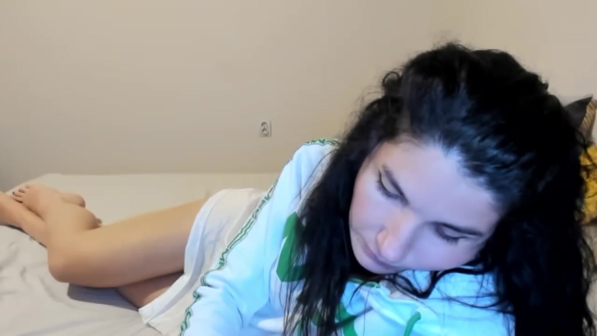 Gallery image thumbnail from SiouxPrincess's myfreecams stream on, 10/17/2023, 21:48 image 19 of 20