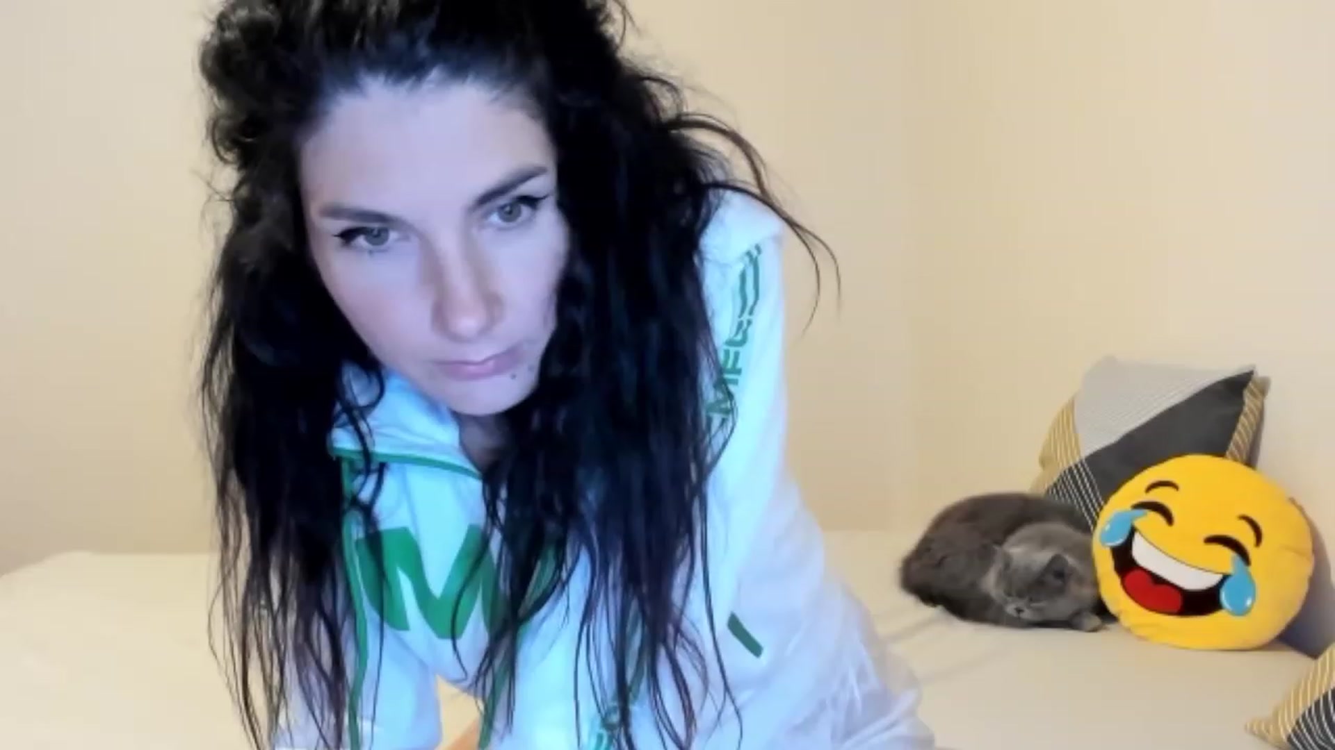 Gallery image thumbnail from SiouxPrincess's myfreecams stream on, 10/17/2023, 21:48 image 15 of 20