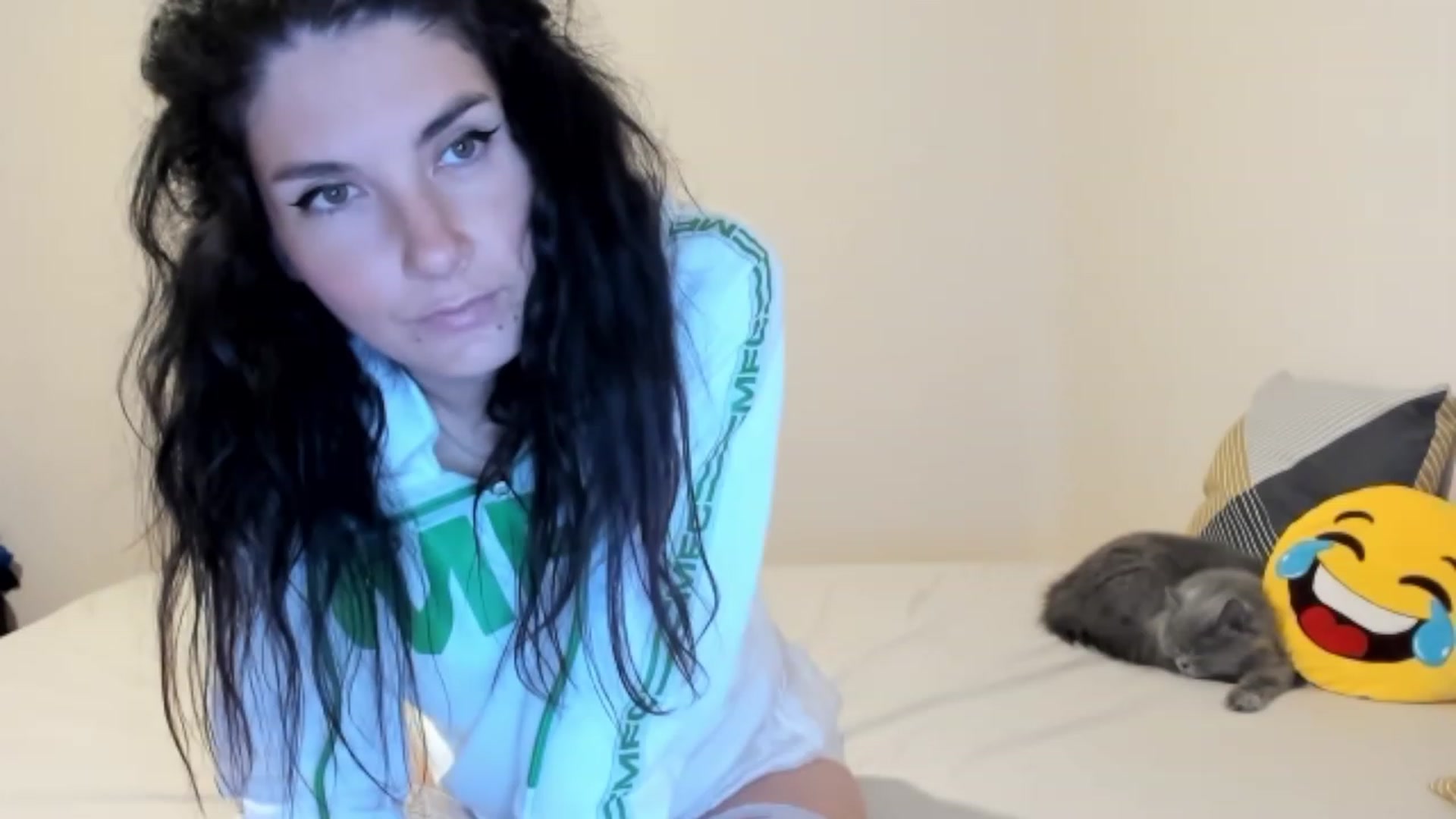 Gallery image thumbnail from SiouxPrincess's myfreecams stream on, 10/17/2023, 22:30 image 6 of 20