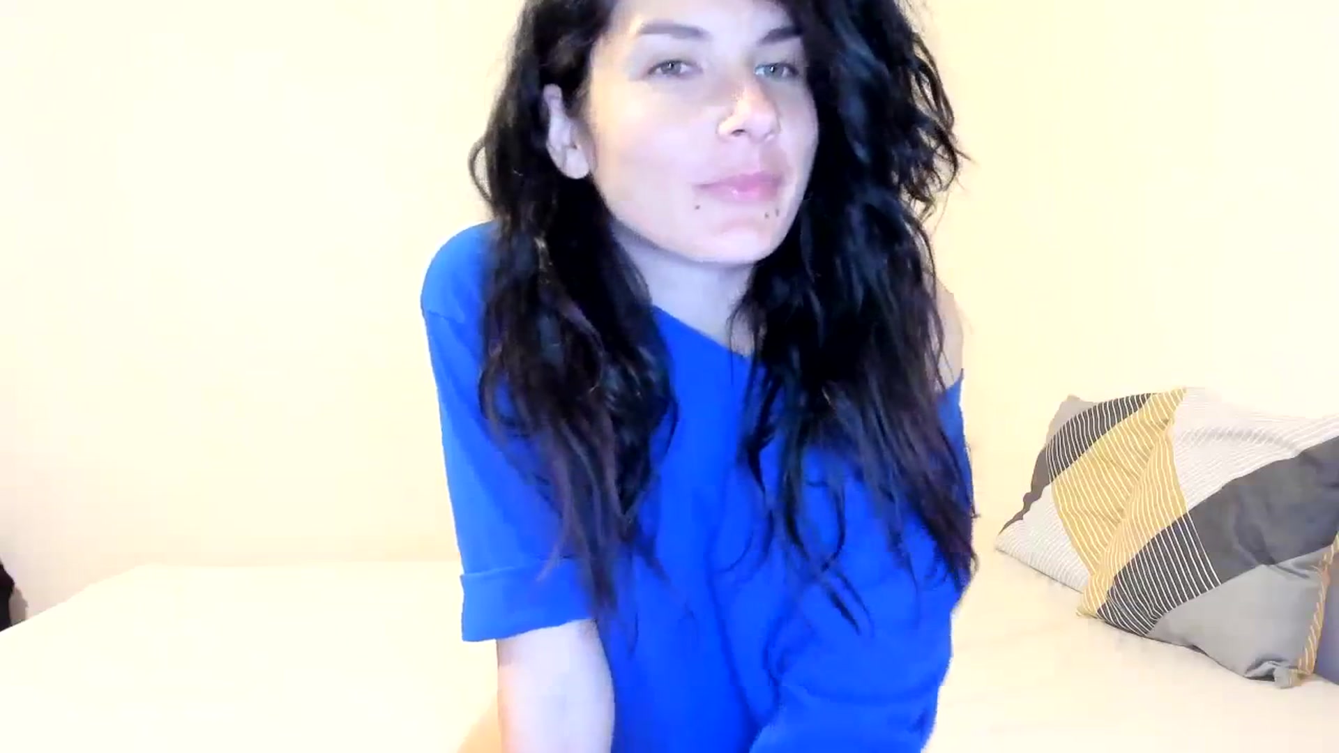 Gallery image thumbnail from SiouxPrincess's myfreecams stream on, 10/18/2023, 23:44 image 3 of 20