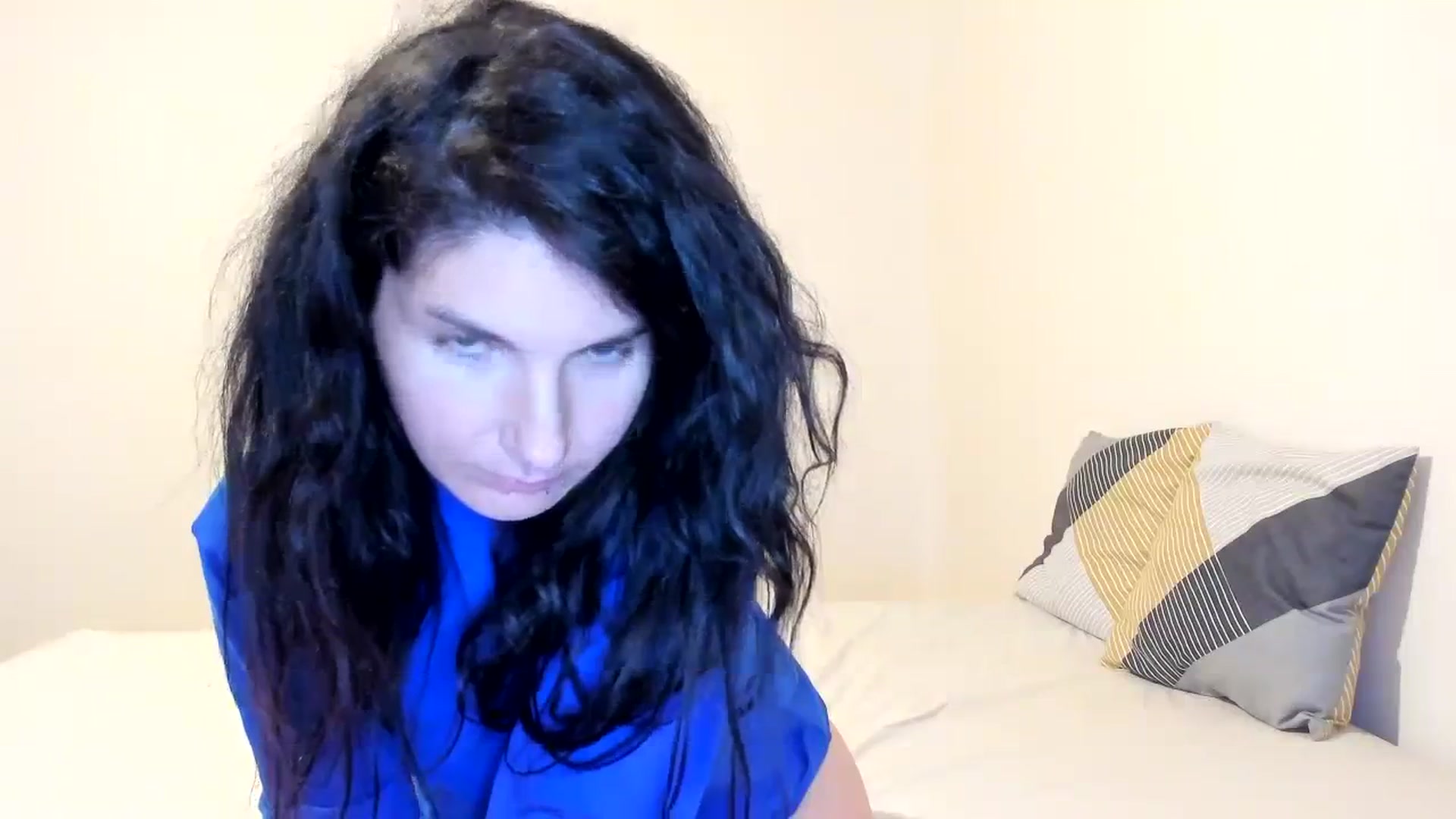 Gallery image thumbnail from SiouxPrincess's myfreecams stream on, 10/18/2023, 23:44 image 9 of 20