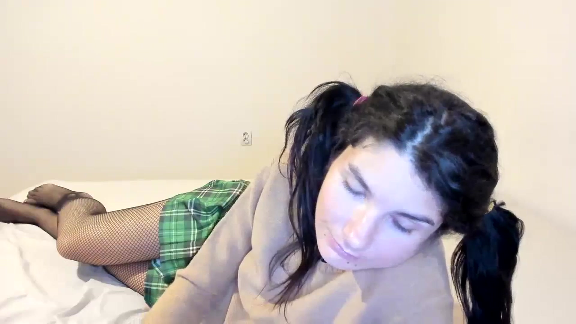 Gallery image thumbnail from SiouxPrincess's myfreecams stream on, 10/19/2023, 23:20 image 12 of 20