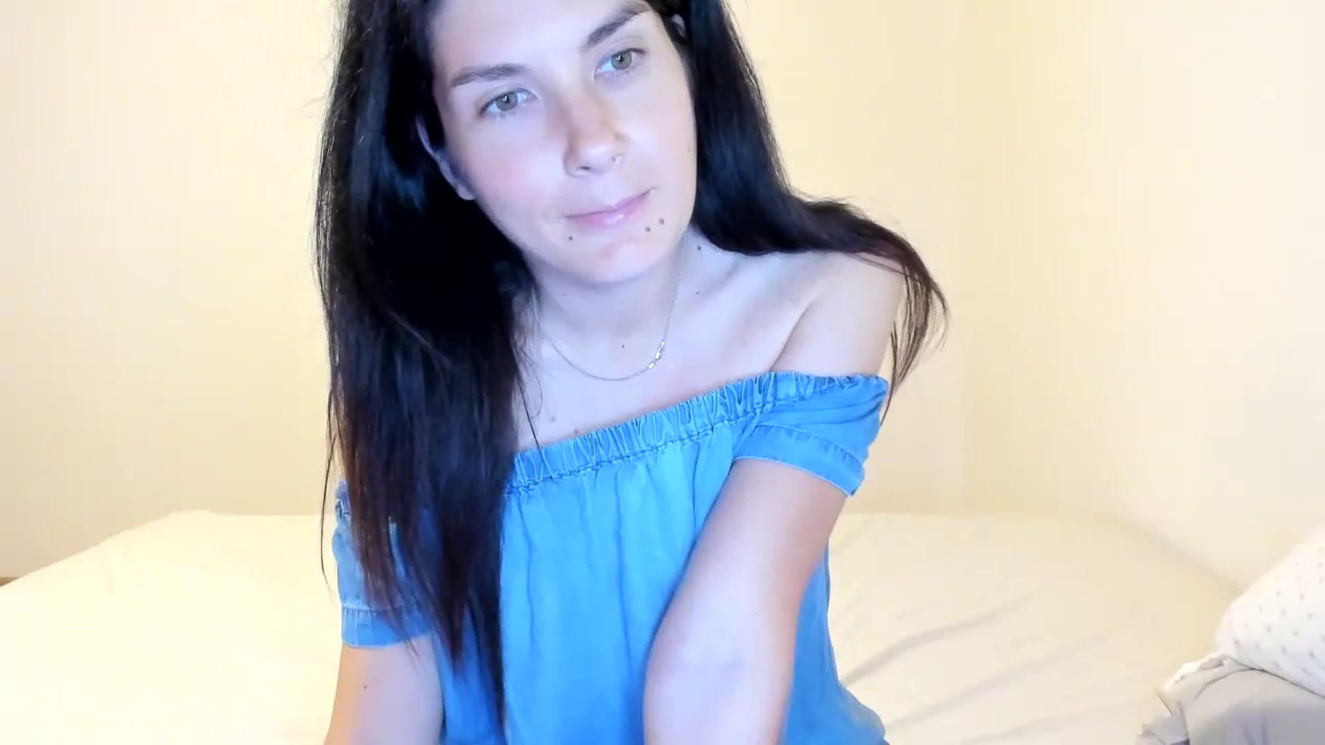 Gallery image thumbnail from SiouxPrincess's myfreecams stream on, 10/20/2023, 23:50 image 10 of 20