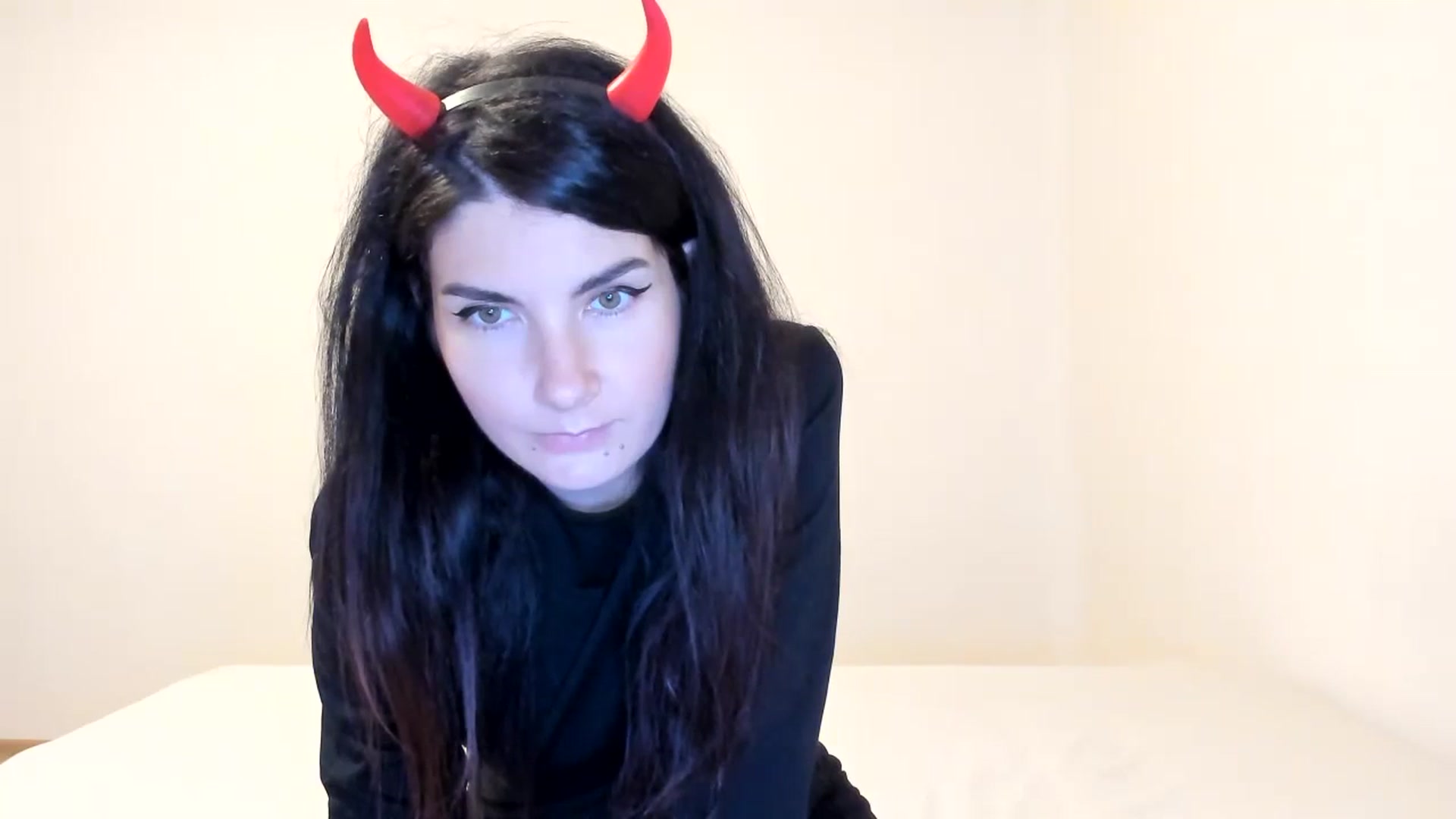 Gallery image thumbnail from SiouxPrincess's myfreecams stream on, 10/21/2023, 21:27 image 7 of 20