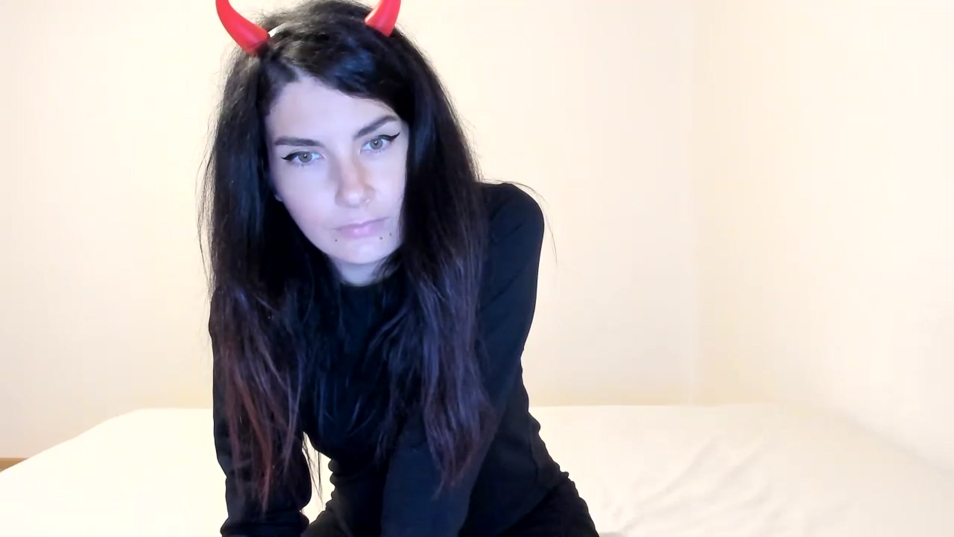 Gallery image thumbnail from SiouxPrincess's myfreecams stream on, 10/21/2023, 23:41 image 2 of 20