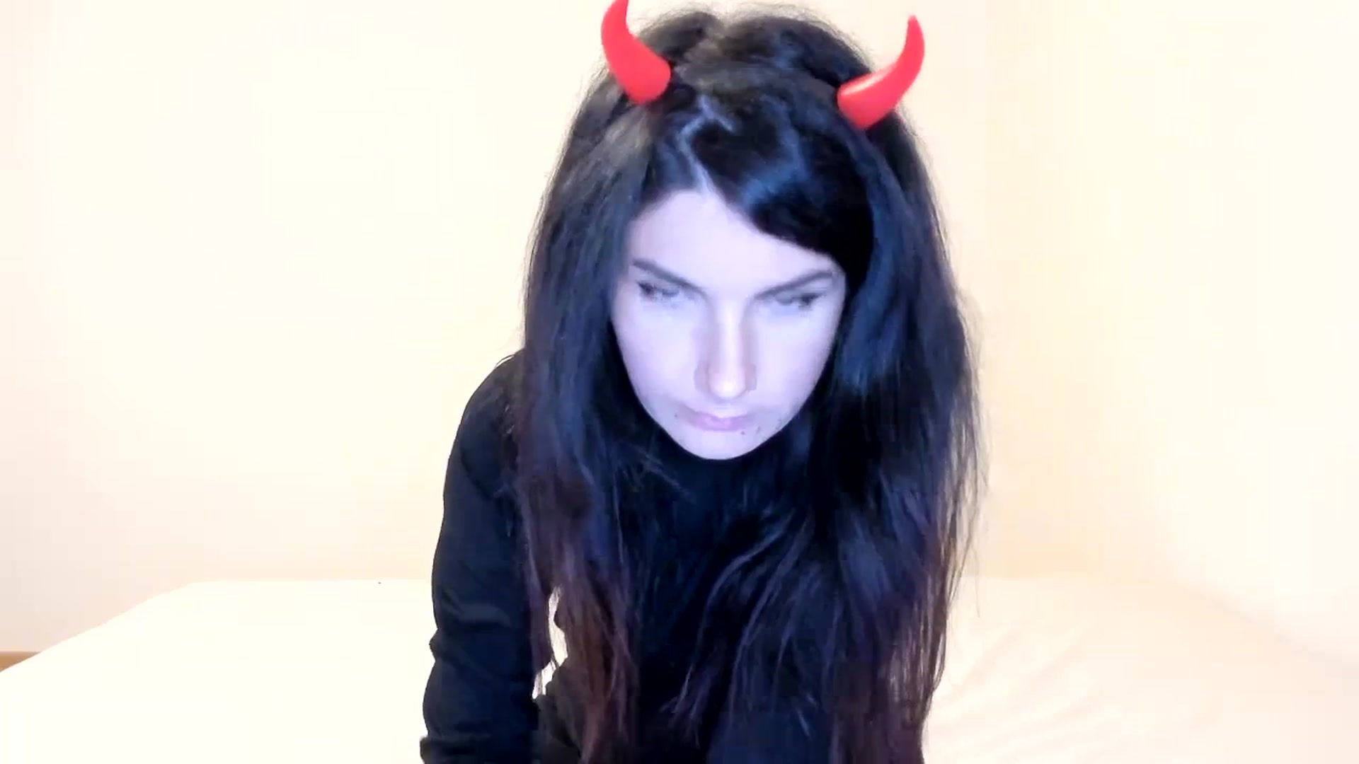 Gallery image thumbnail from SiouxPrincess's myfreecams stream on, 10/21/2023, 23:41 image 20 of 20