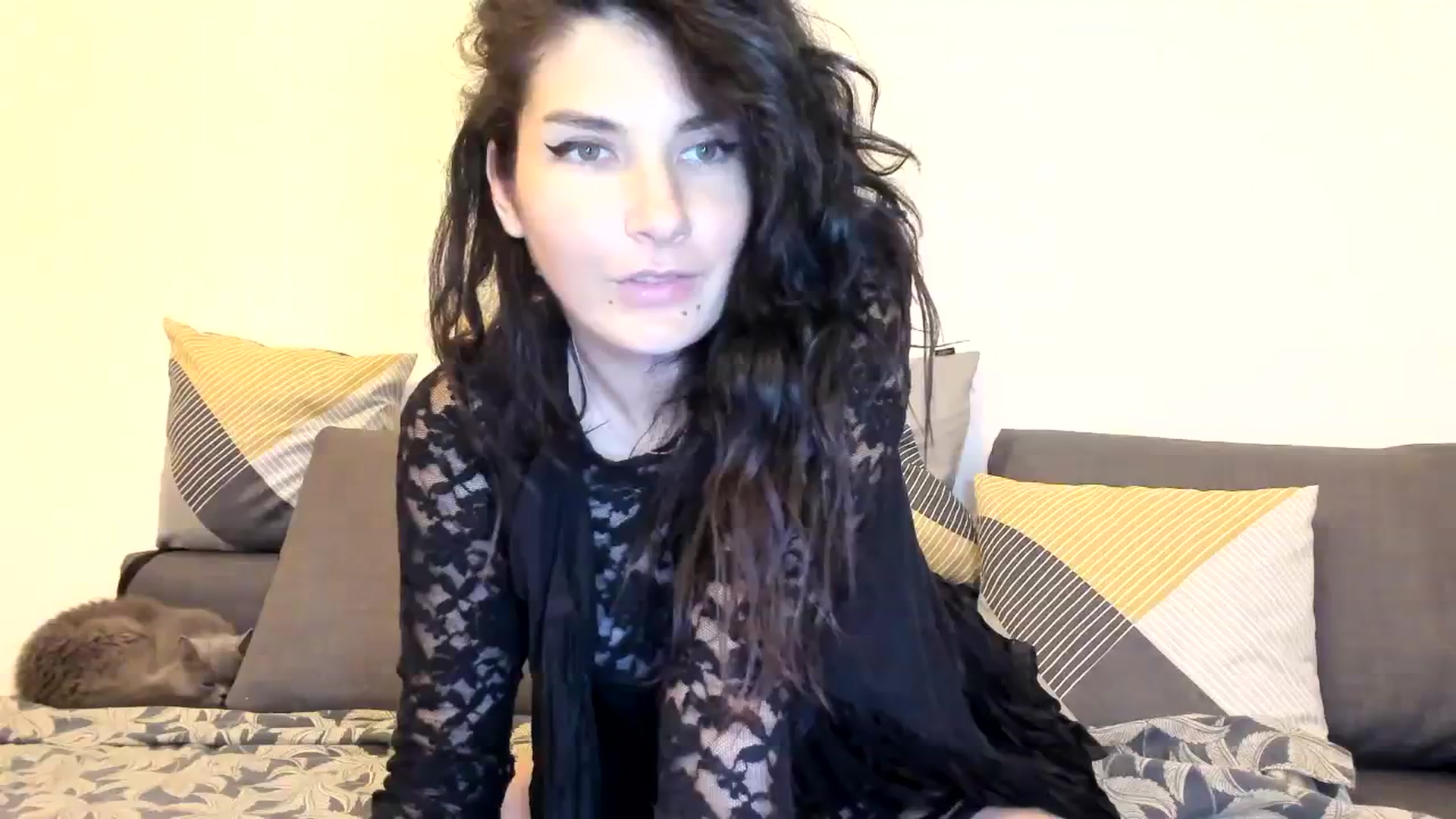 Gallery image thumbnail from SiouxPrincess's myfreecams stream on, 10/24/2023, 21:03 image 16 of 20