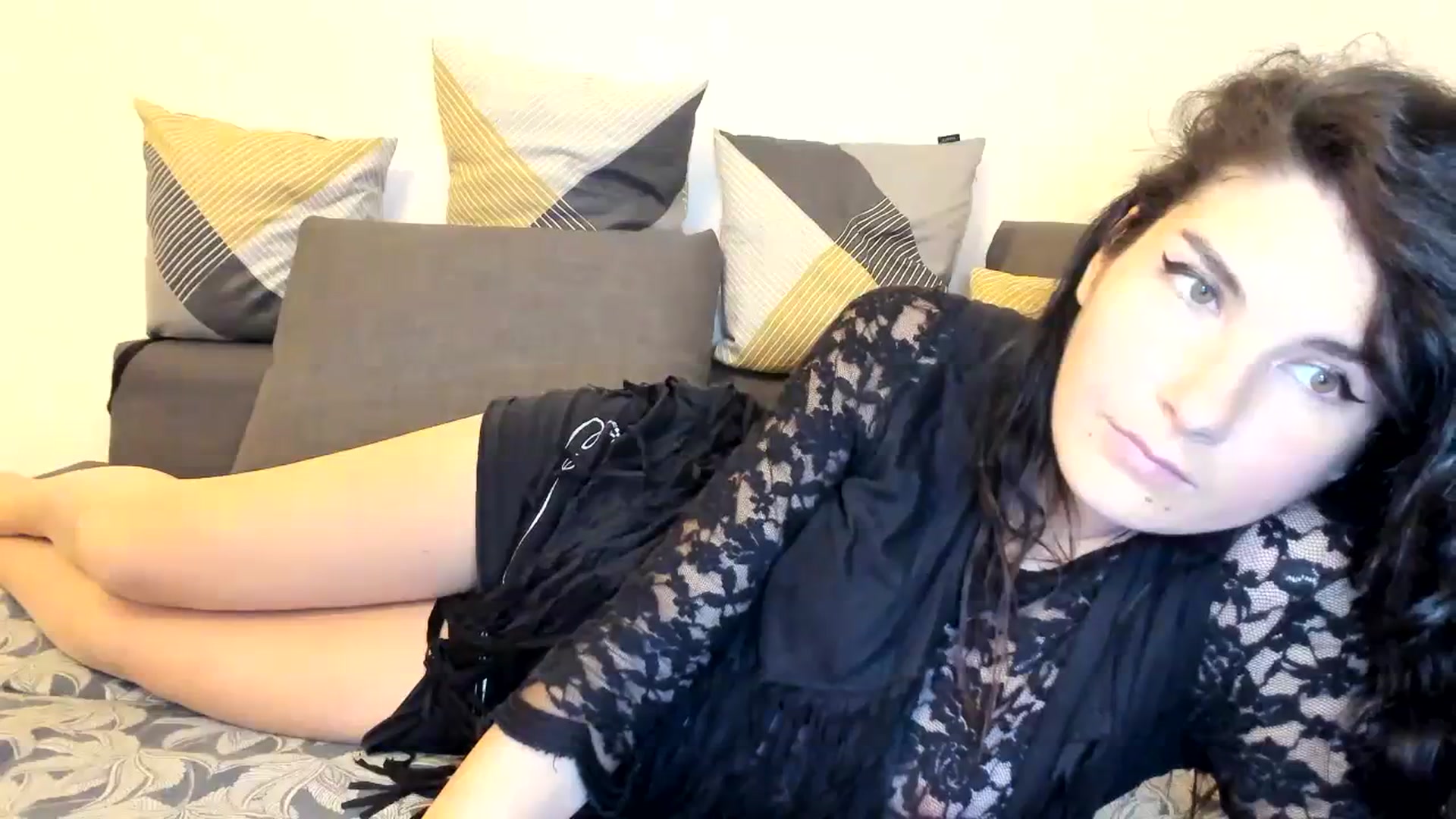 Gallery image thumbnail from SiouxPrincess's myfreecams stream on, 10/24/2023, 21:54 image 14 of 20