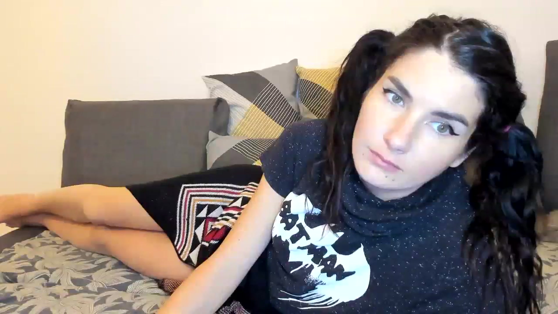 Gallery image thumbnail from SiouxPrincess's myfreecams stream on, 10/25/2023, 19:22 image 12 of 20