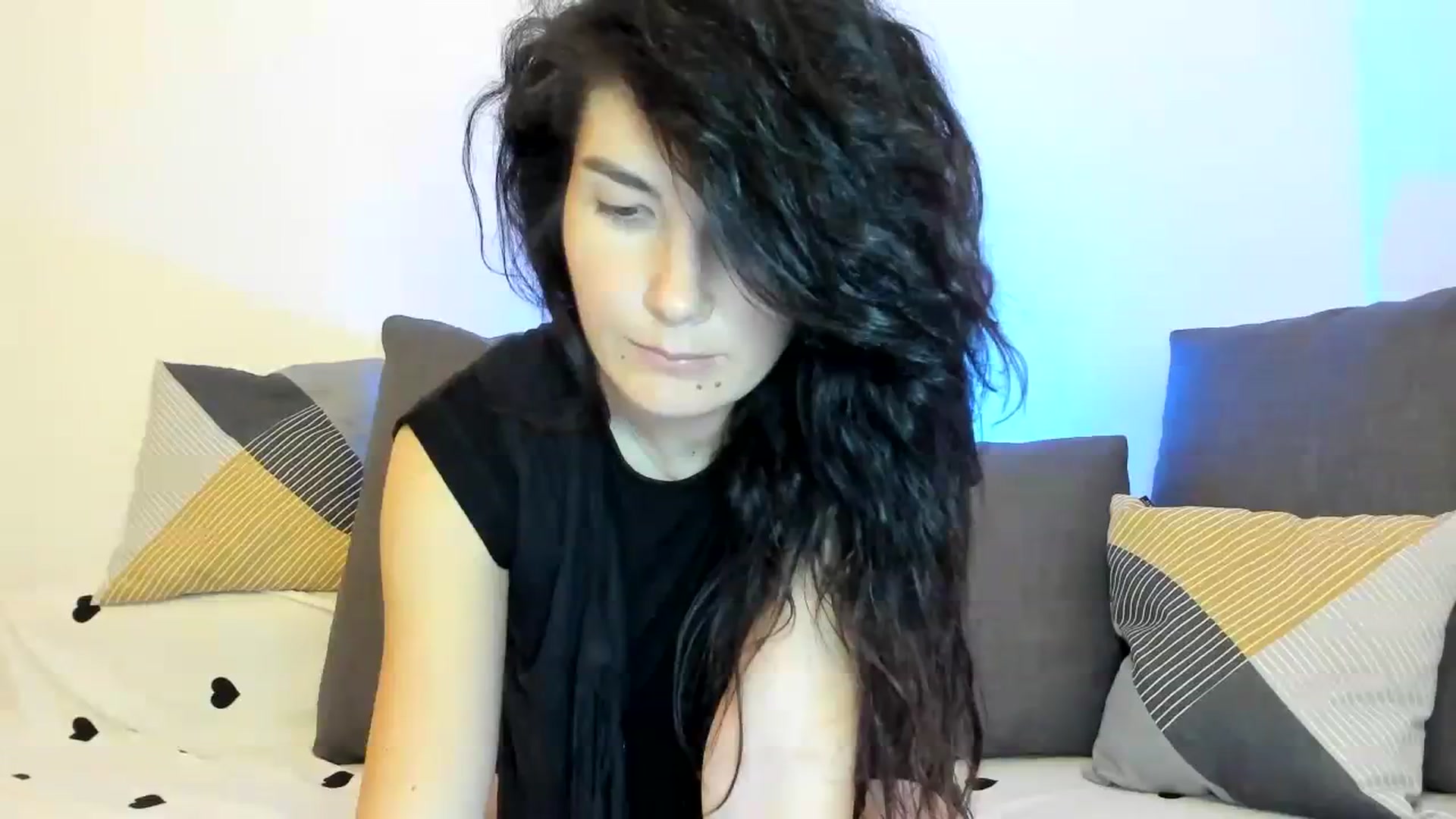 Gallery image thumbnail from SiouxPrincess's myfreecams stream on, 10/26/2023, 23:17 image 16 of 20