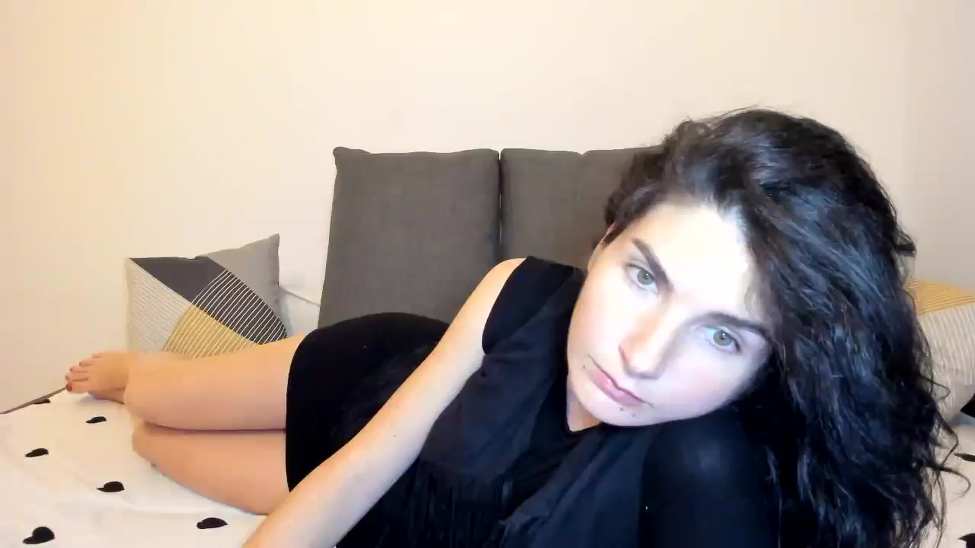 Gallery image thumbnail from SiouxPrincess's myfreecams stream on, 10/26/2023, 23:17 image 1 of 20