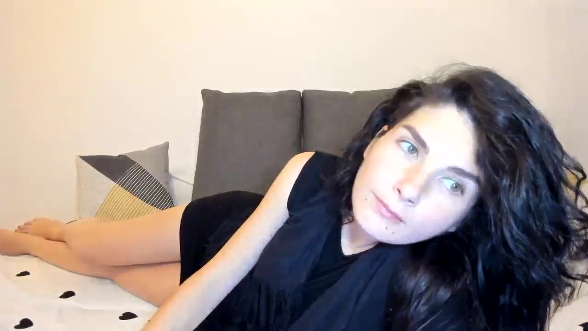 Gallery image thumbnail from SiouxPrincess's myfreecams stream on, 10/26/2023, 23:17 image 4 of 20