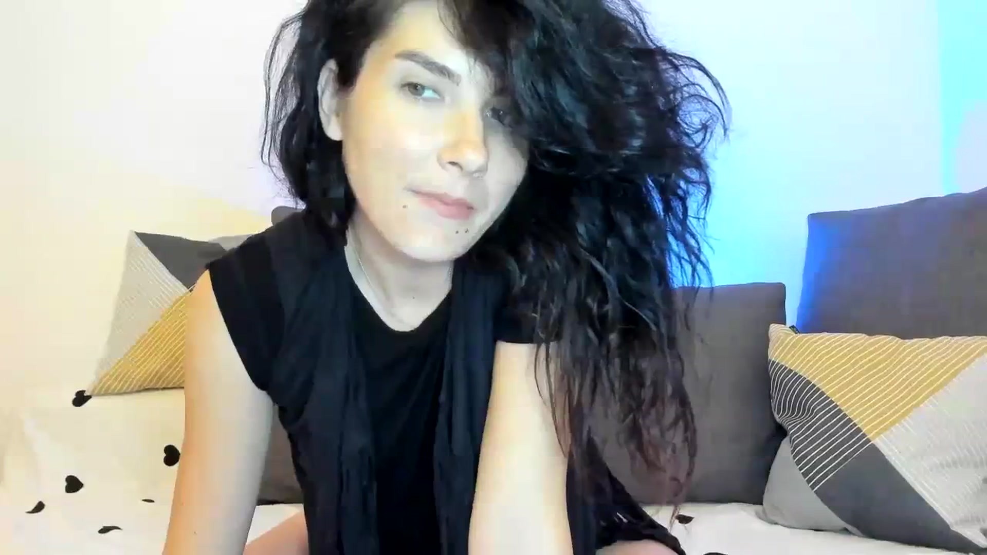 Gallery image thumbnail from SiouxPrincess's myfreecams stream on, 10/26/2023, 23:17 image 10 of 20