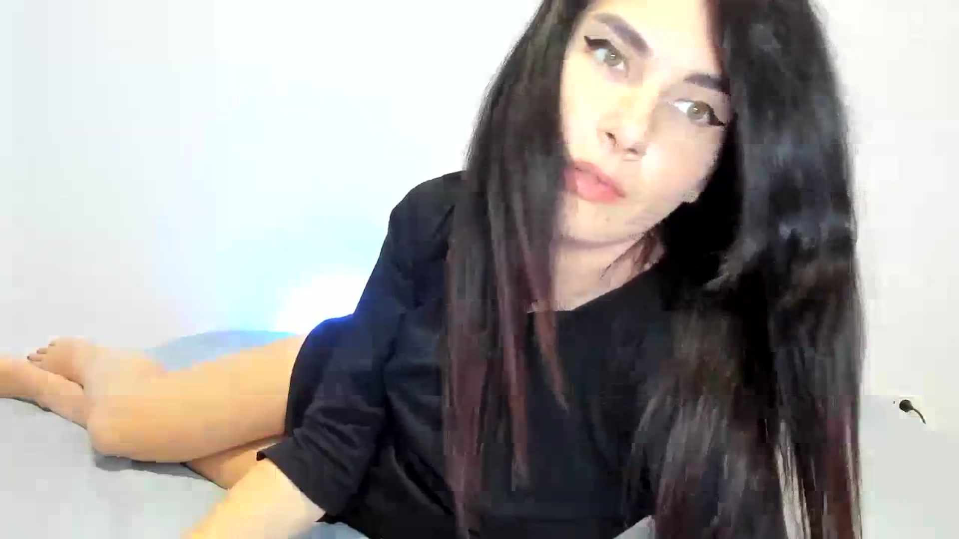 Gallery image thumbnail from SiouxPrincess's myfreecams stream on, 10/28/2023, 22:50 image 15 of 20