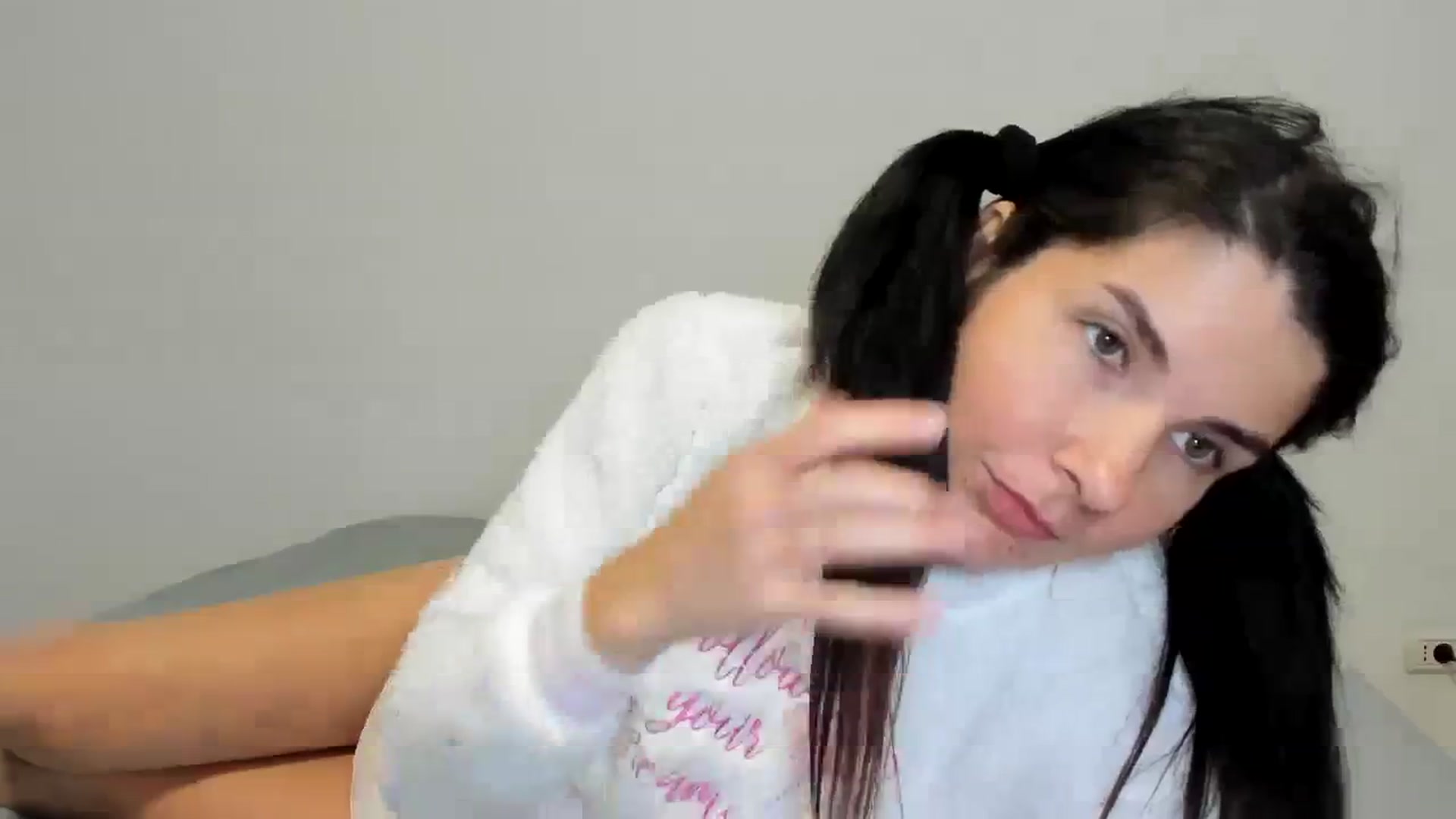 Gallery image thumbnail from SiouxPrincess's myfreecams stream on, 10/29/2023, 22:42 image 10 of 20