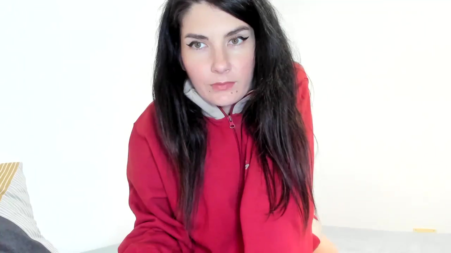 Gallery image thumbnail from SiouxPrincess's myfreecams stream on, 10/30/2023, 21:22 image 4 of 20