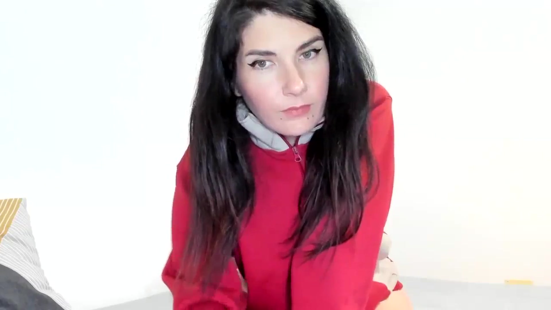 Gallery image thumbnail from SiouxPrincess's myfreecams stream on, 10/30/2023, 21:22 image 13 of 20