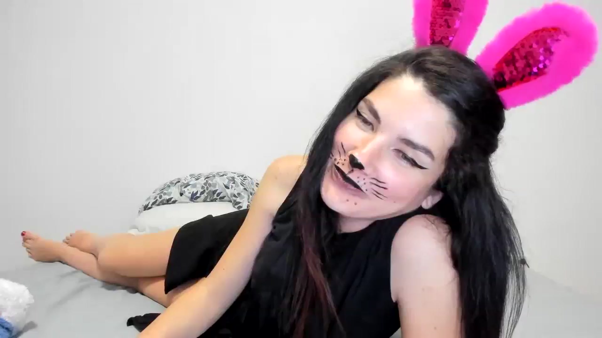 Gallery image thumbnail from SiouxPrincess's myfreecams stream on, 10/31/2023, 23:34 image 8 of 20