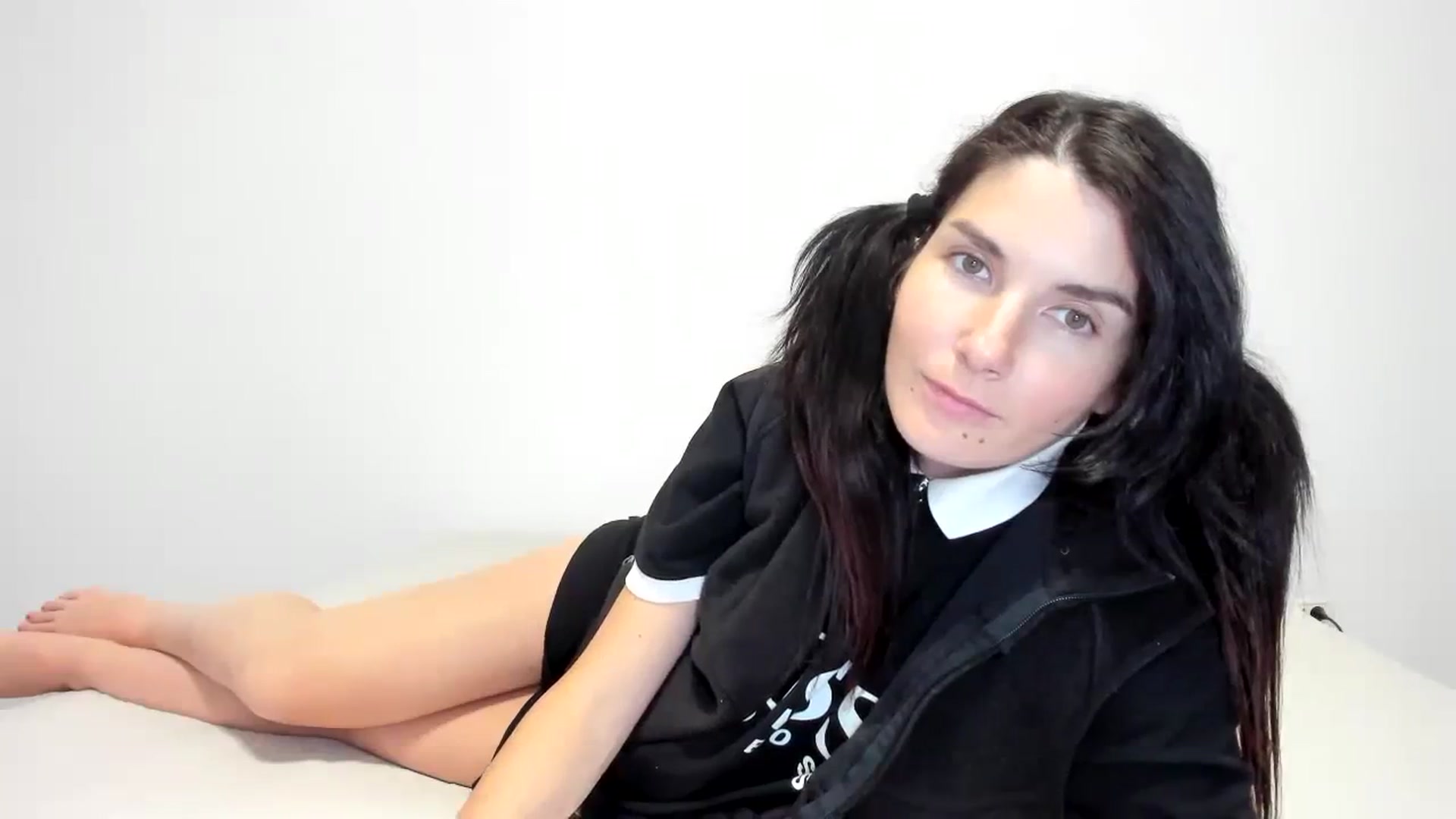 Gallery image thumbnail from SiouxPrincess's myfreecams stream on, 11/02/2023, 24:08 image 7 of 20