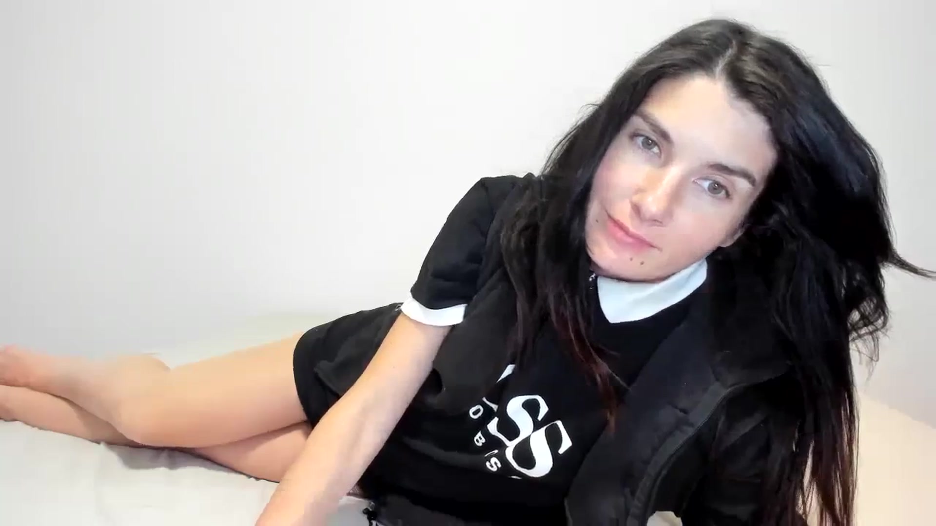 Gallery image thumbnail from SiouxPrincess's myfreecams stream on, 11/02/2023, 24:08 image 12 of 20