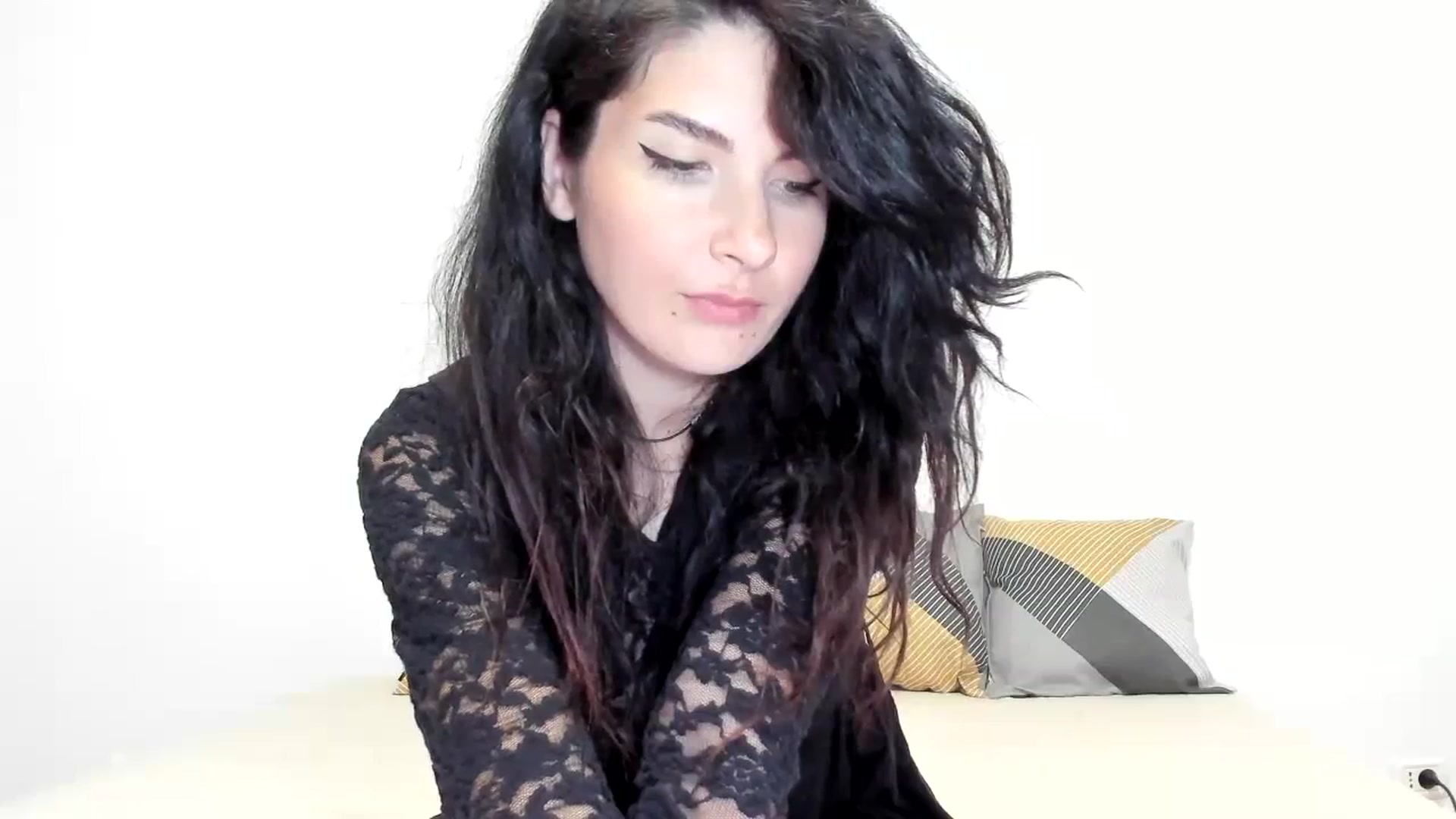 Gallery image thumbnail from SiouxPrincess's myfreecams stream on, 11/03/2023, 22:58 image 15 of 20