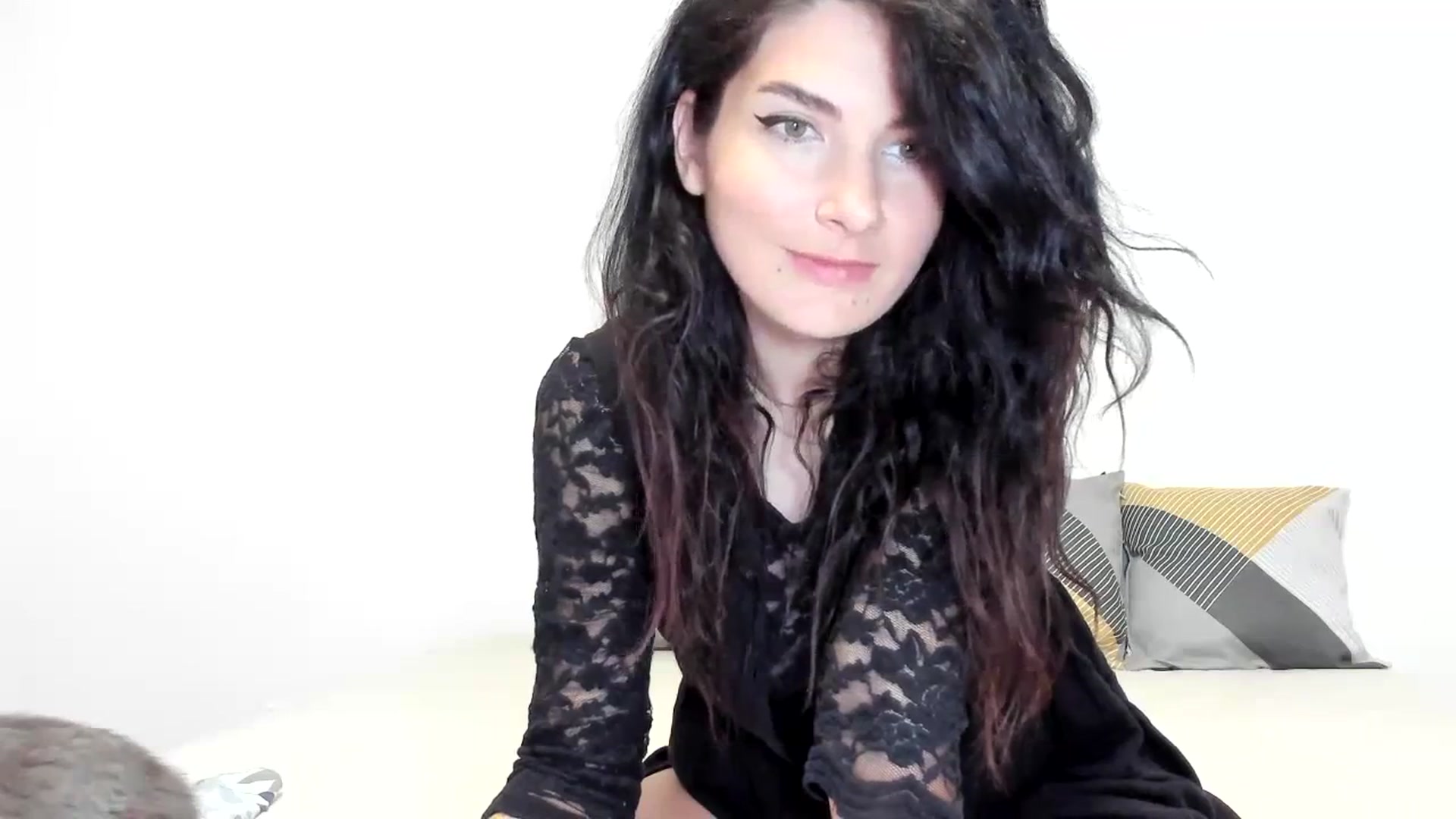 Gallery image thumbnail from SiouxPrincess's myfreecams stream on, 11/03/2023, 22:58 image 4 of 20