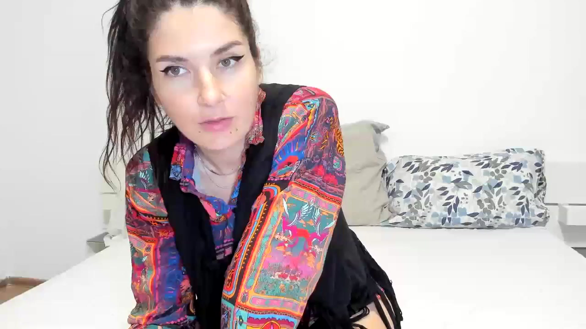 Gallery image thumbnail from SiouxPrincess's myfreecams stream on, 11/04/2023, 22:58 image 18 of 20