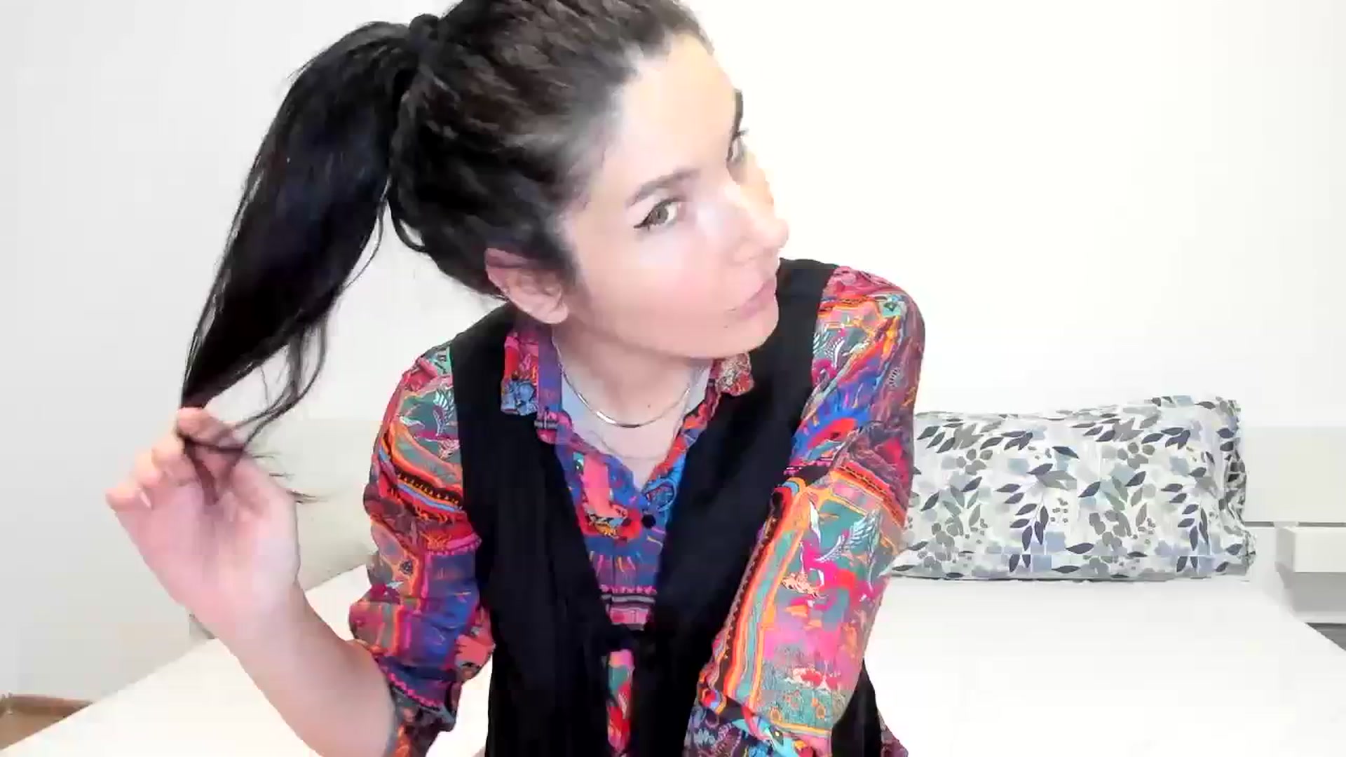 Gallery image thumbnail from SiouxPrincess's myfreecams stream on, 11/04/2023, 22:58 image 7 of 20