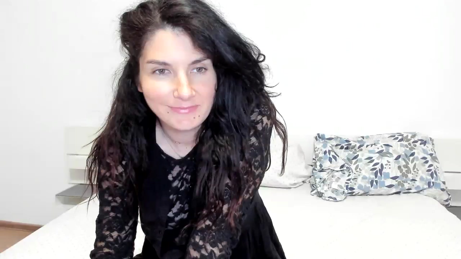 Gallery image thumbnail from SiouxPrincess's myfreecams stream on, 11/05/2023, 23:43 image 13 of 20