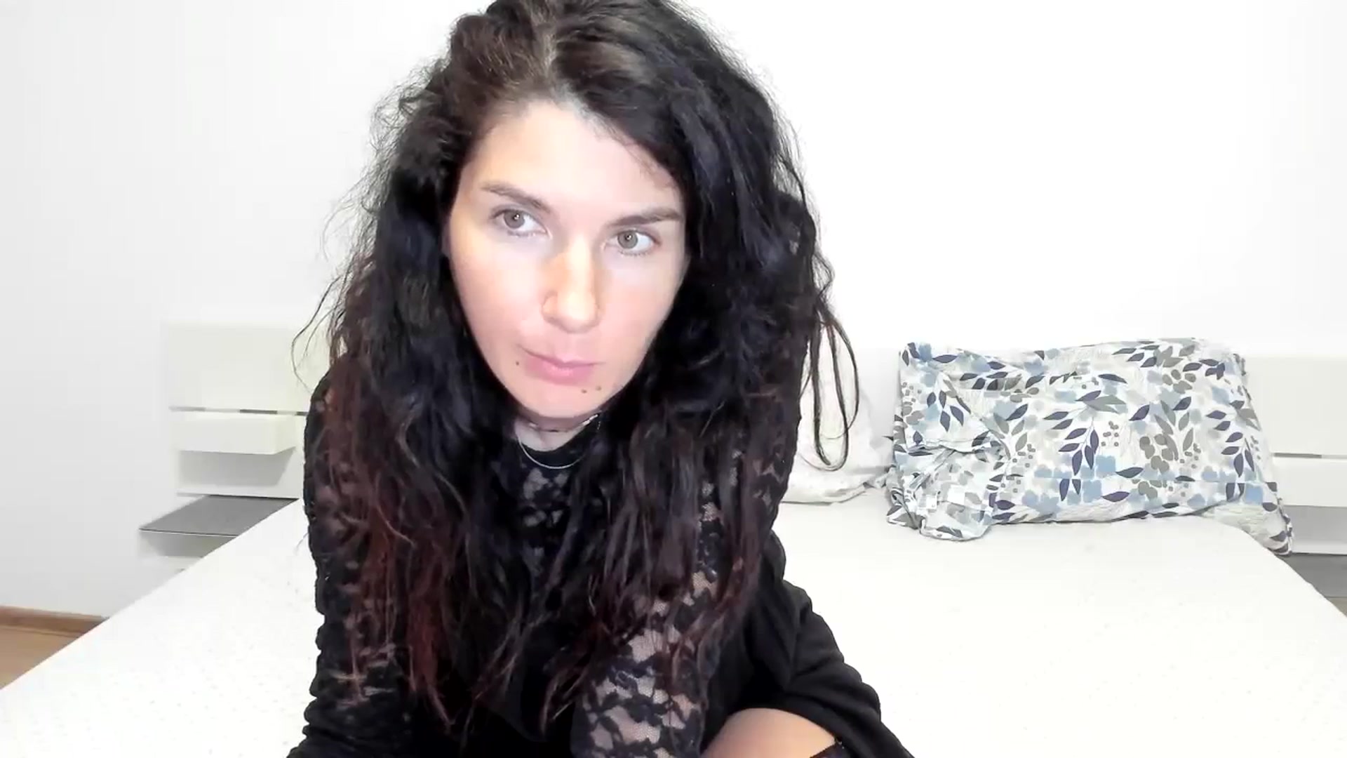 Gallery image thumbnail from SiouxPrincess's myfreecams stream on, 11/05/2023, 23:43 image 8 of 20