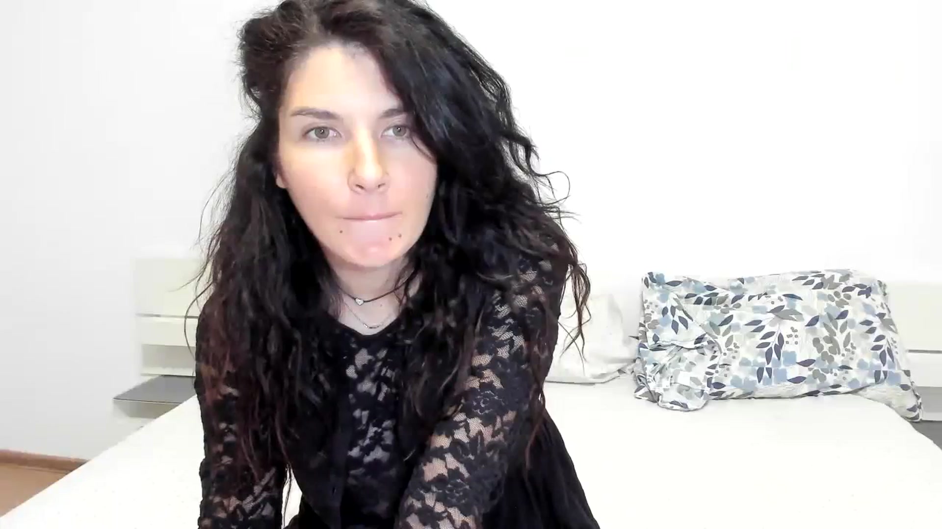 Gallery image thumbnail from SiouxPrincess's myfreecams stream on, 11/05/2023, 23:43 image 14 of 20