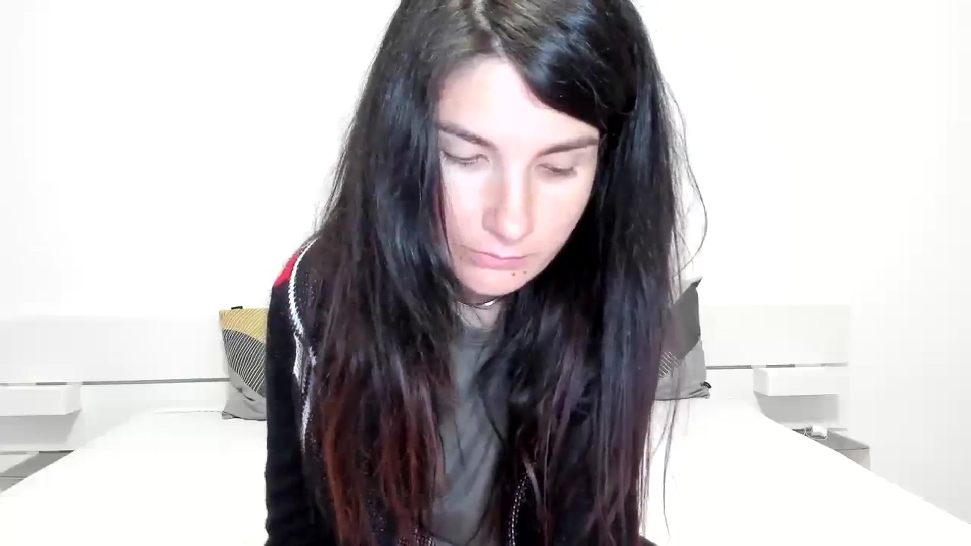Gallery image thumbnail from SiouxPrincess's myfreecams stream on, 11/08/2023, 22:10 image 5 of 20