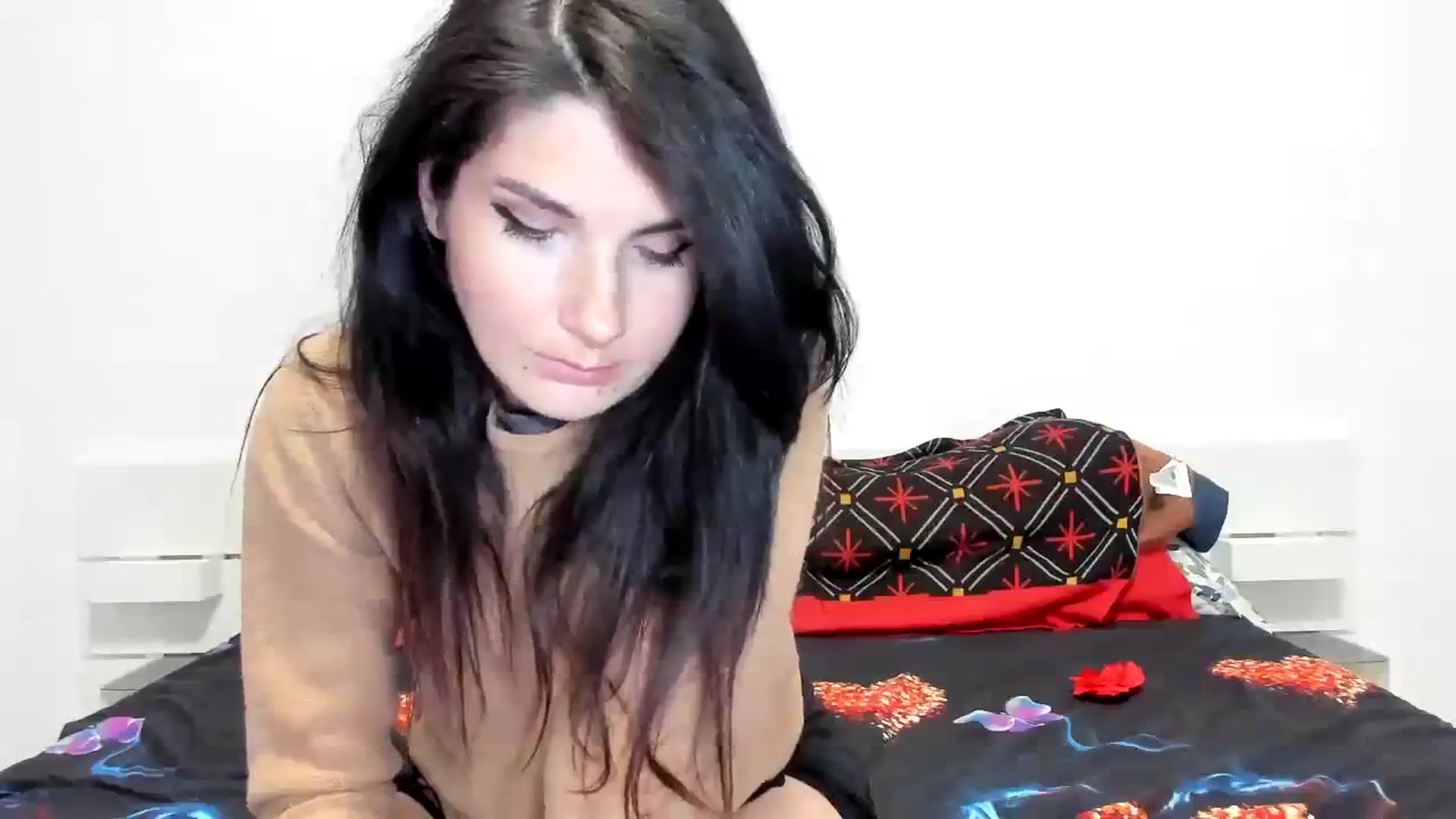 Gallery image thumbnail from SiouxPrincess's myfreecams stream on, 11/10/2023, 24:00 image 6 of 20