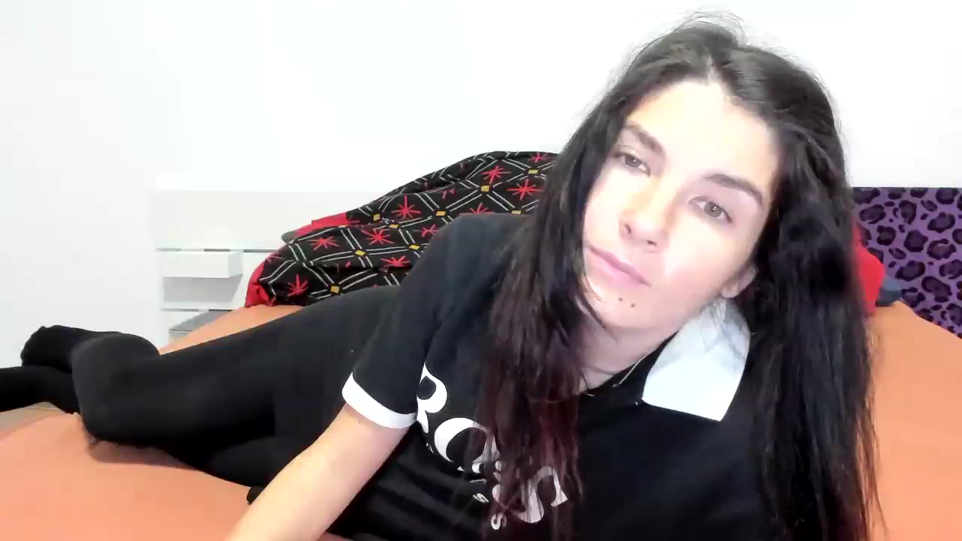 Gallery image thumbnail from SiouxPrincess's myfreecams stream on, 11/10/2023, 22:24 image 8 of 20