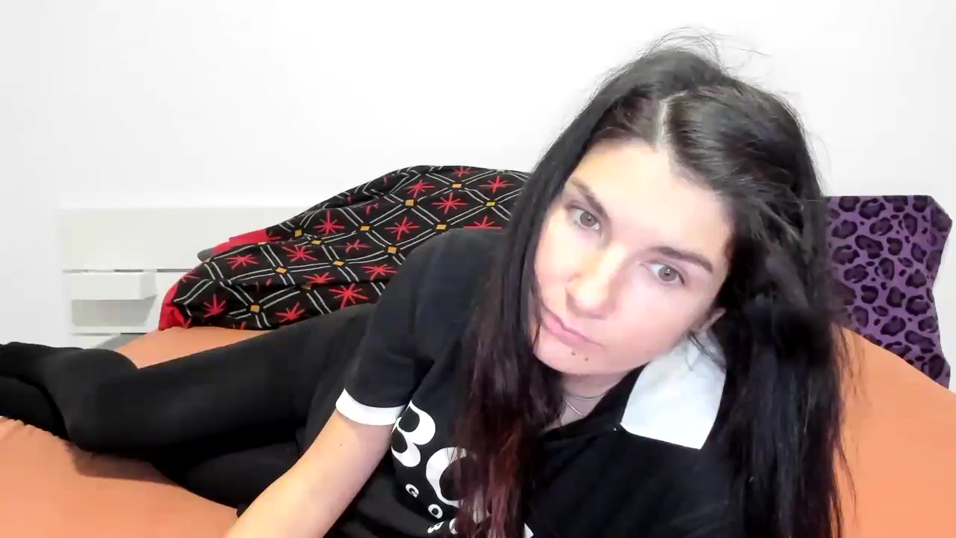 Gallery image thumbnail from SiouxPrincess's myfreecams stream on, 11/10/2023, 22:24 image 4 of 20