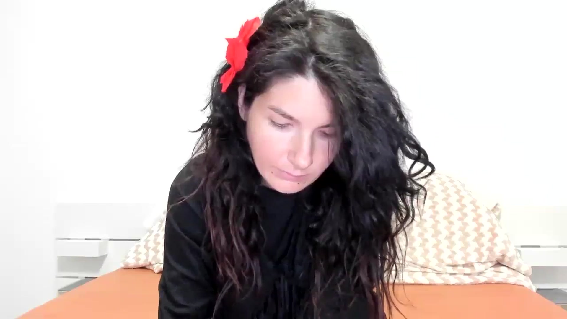 Gallery image thumbnail from SiouxPrincess's myfreecams stream on, 11/12/2023, 22:48 image 6 of 20