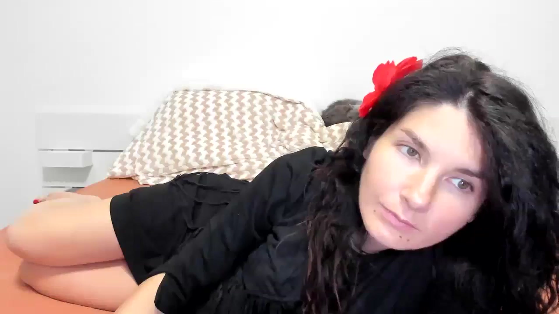 Gallery image thumbnail from SiouxPrincess's myfreecams stream on, 11/12/2023, 22:48 image 16 of 20